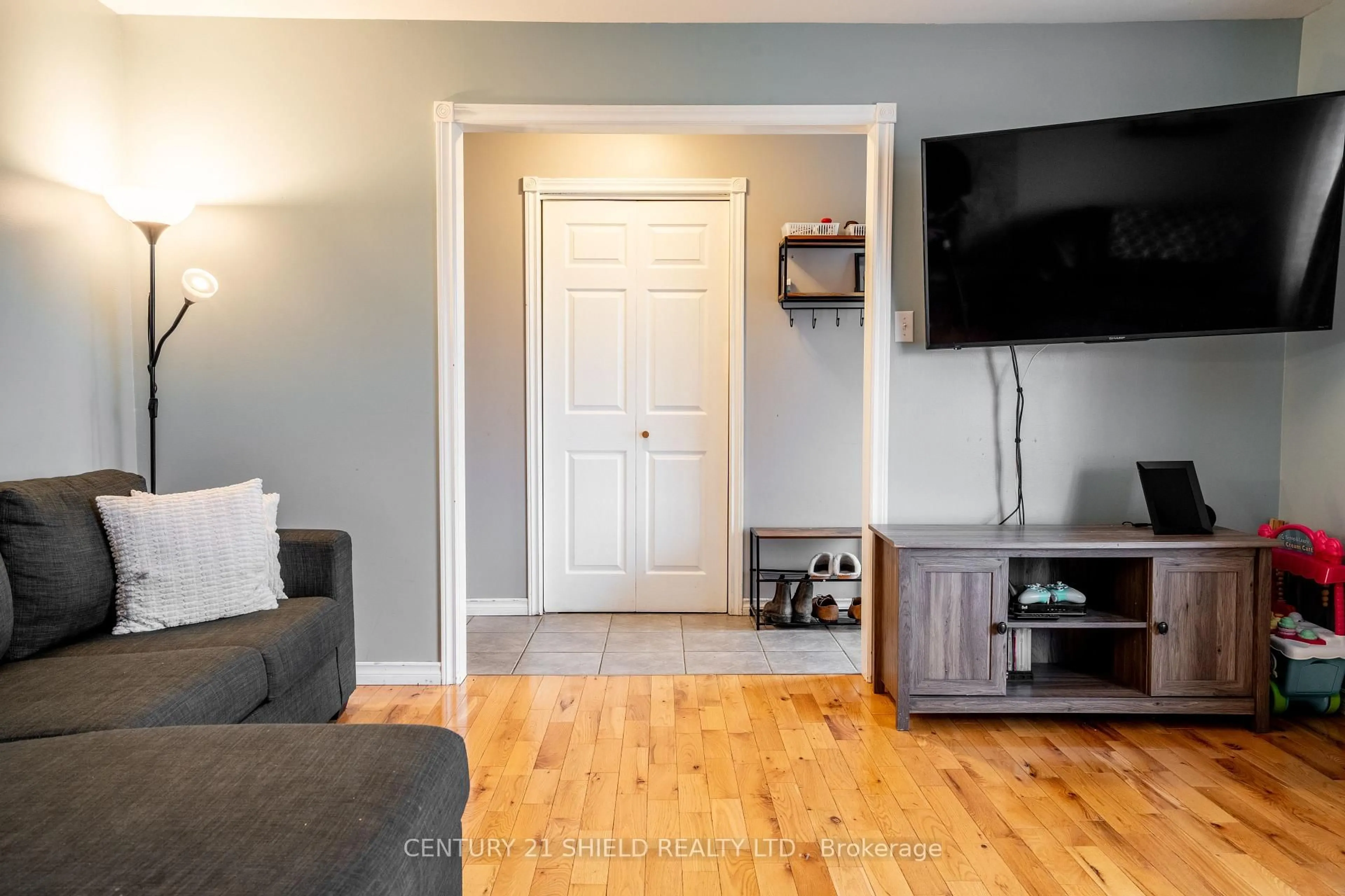 Living room with furniture, unknown for 11 Strachan Ave, South Stormont Ontario K0C 1P0