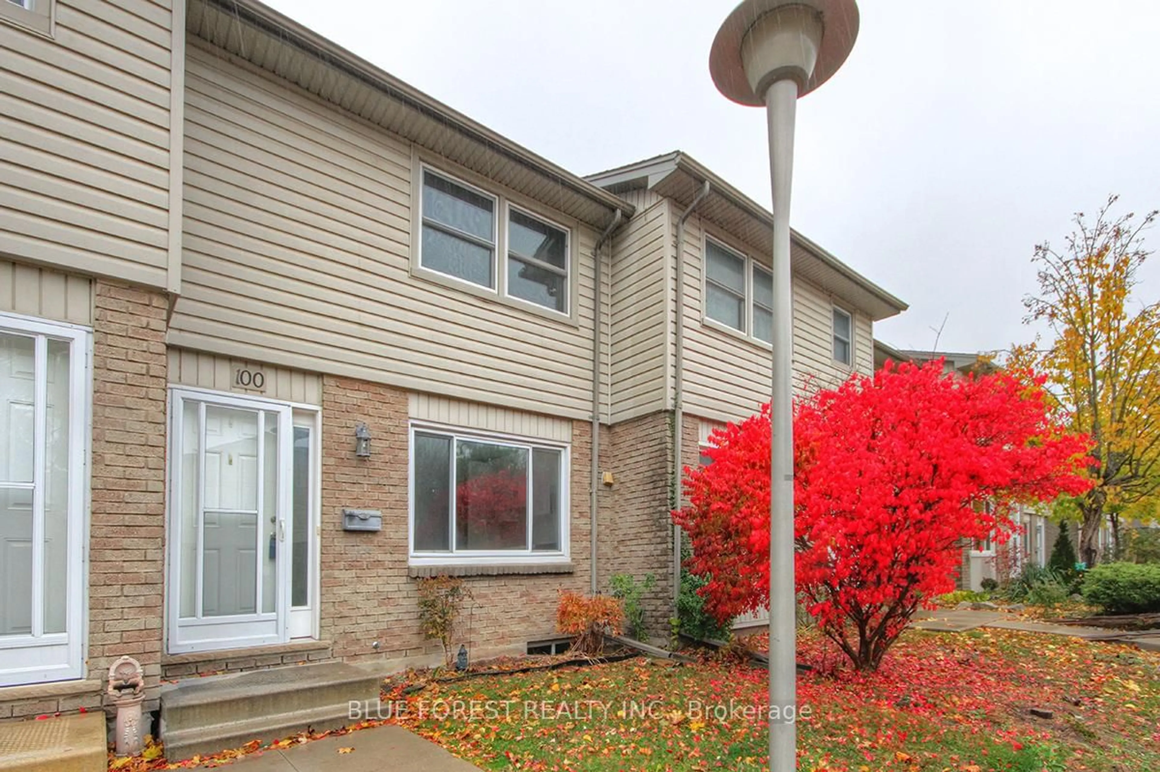 Home with vinyl exterior material, street for 690 Little Grey St #100, London East Ontario N5Z 4M9