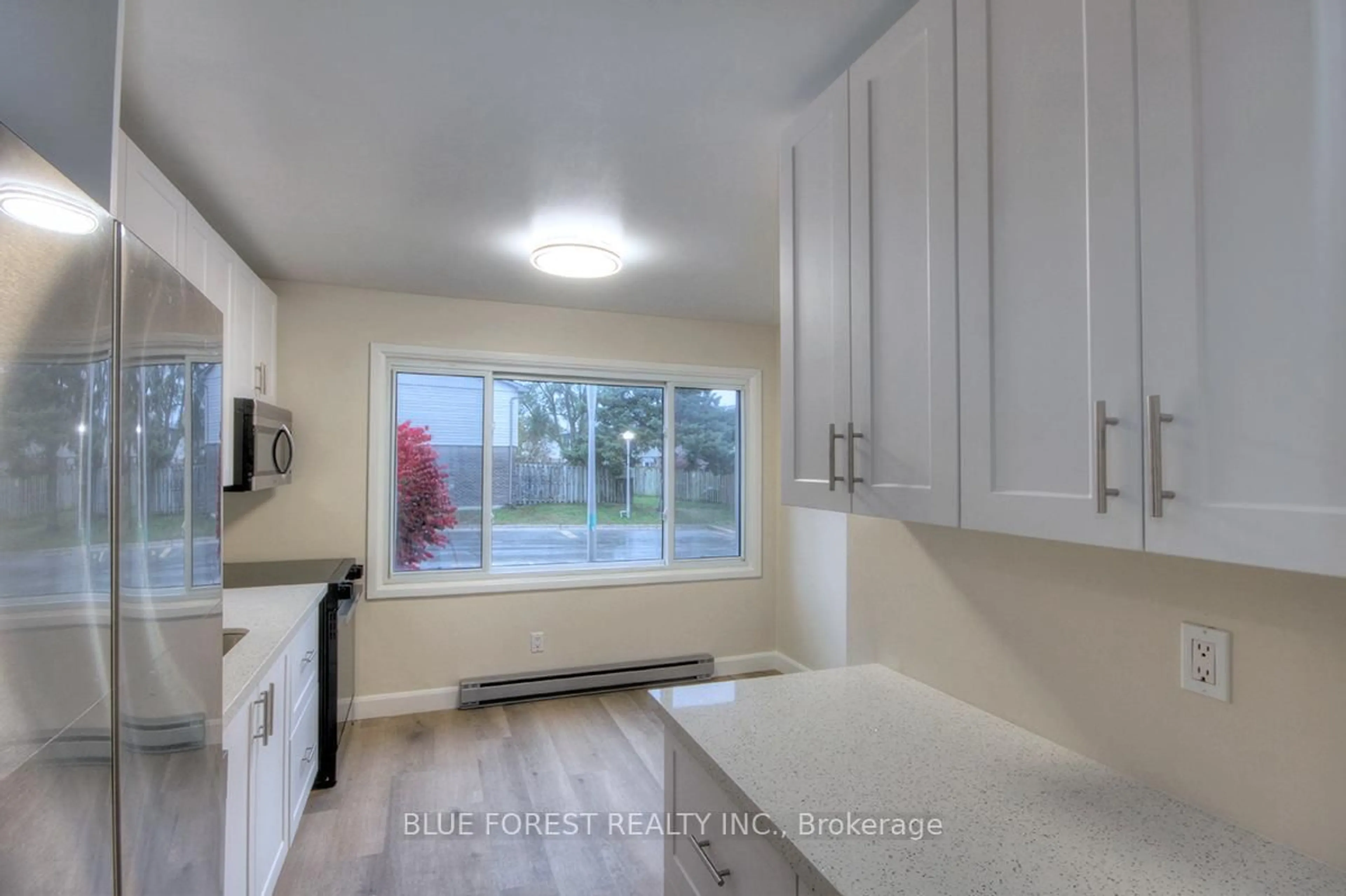 Unknown for 690 Little Grey St #100, London East Ontario N5Z 4M9