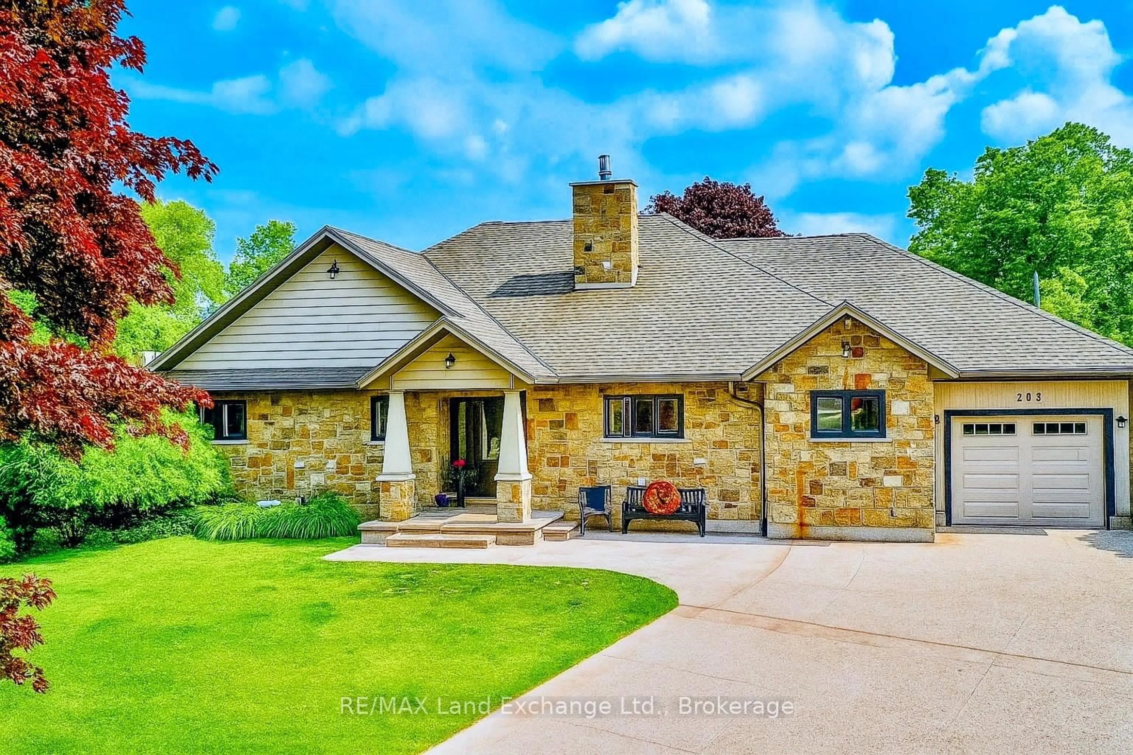 Home with brick exterior material, street for 203 Campbell Cres, Kincardine Ontario N2Z 1B9