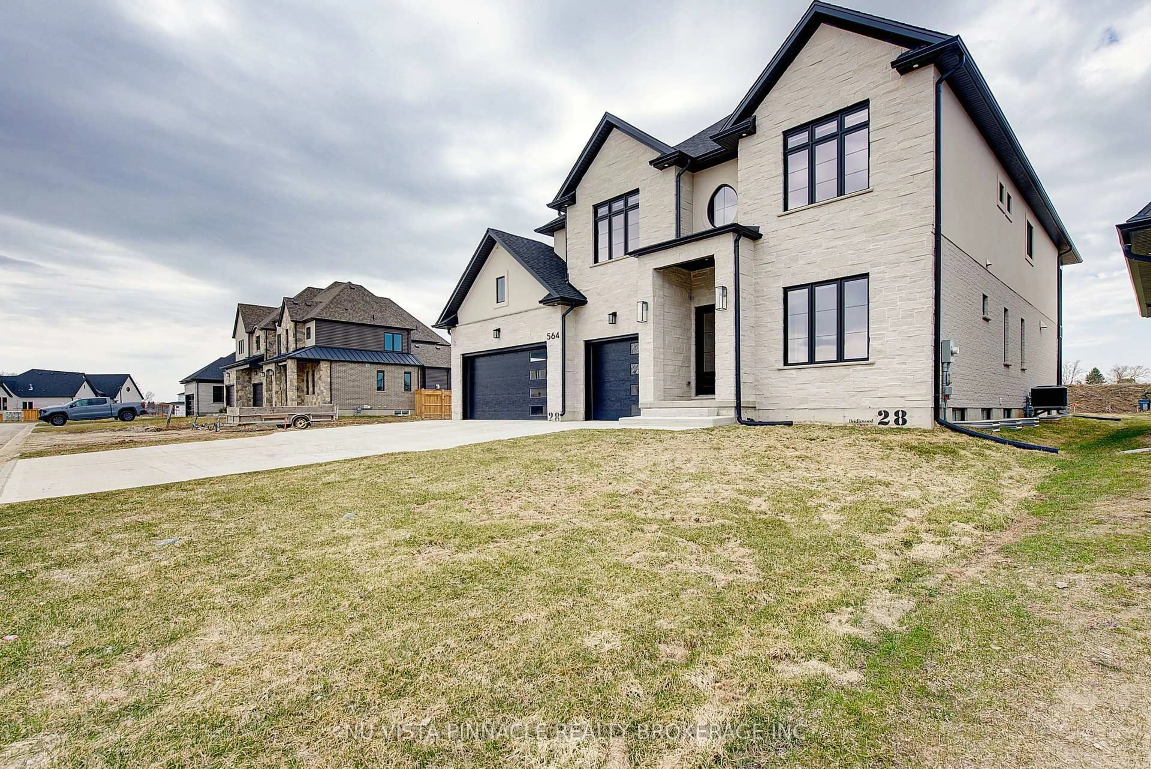 Home with brick exterior material, street for 564 CREEKVIEW Chse, London North Ontario N6G 3X8