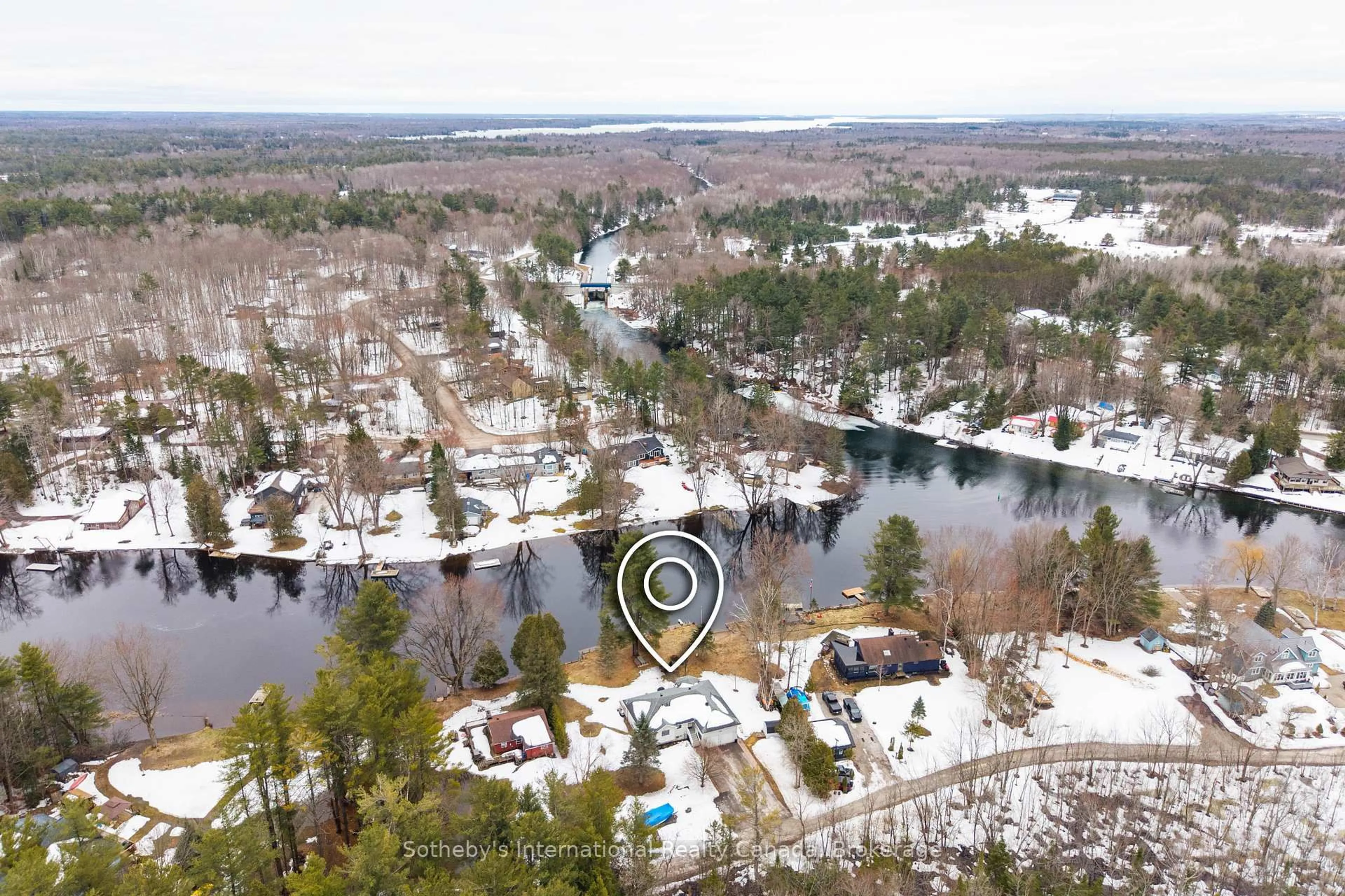 A pic from outside/outdoor area/front of a property/back of a property/a pic from drone, water/lake/river/ocean view for 1099 Davis Dr, Gravenhurst Ontario P0E 1N0