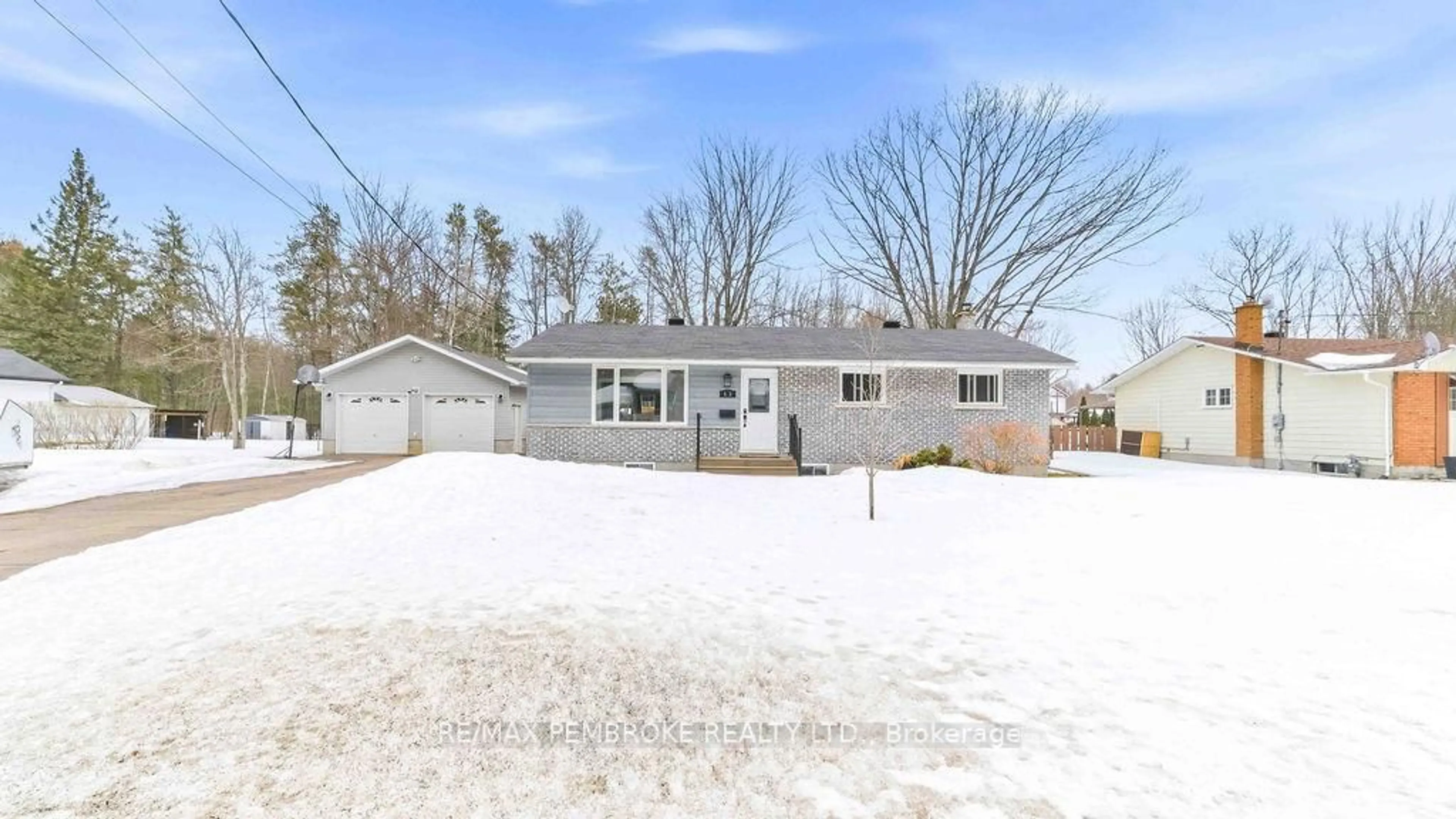 Unknown for 52 Laurentian Dr, Petawawa Ontario K8H 2M3