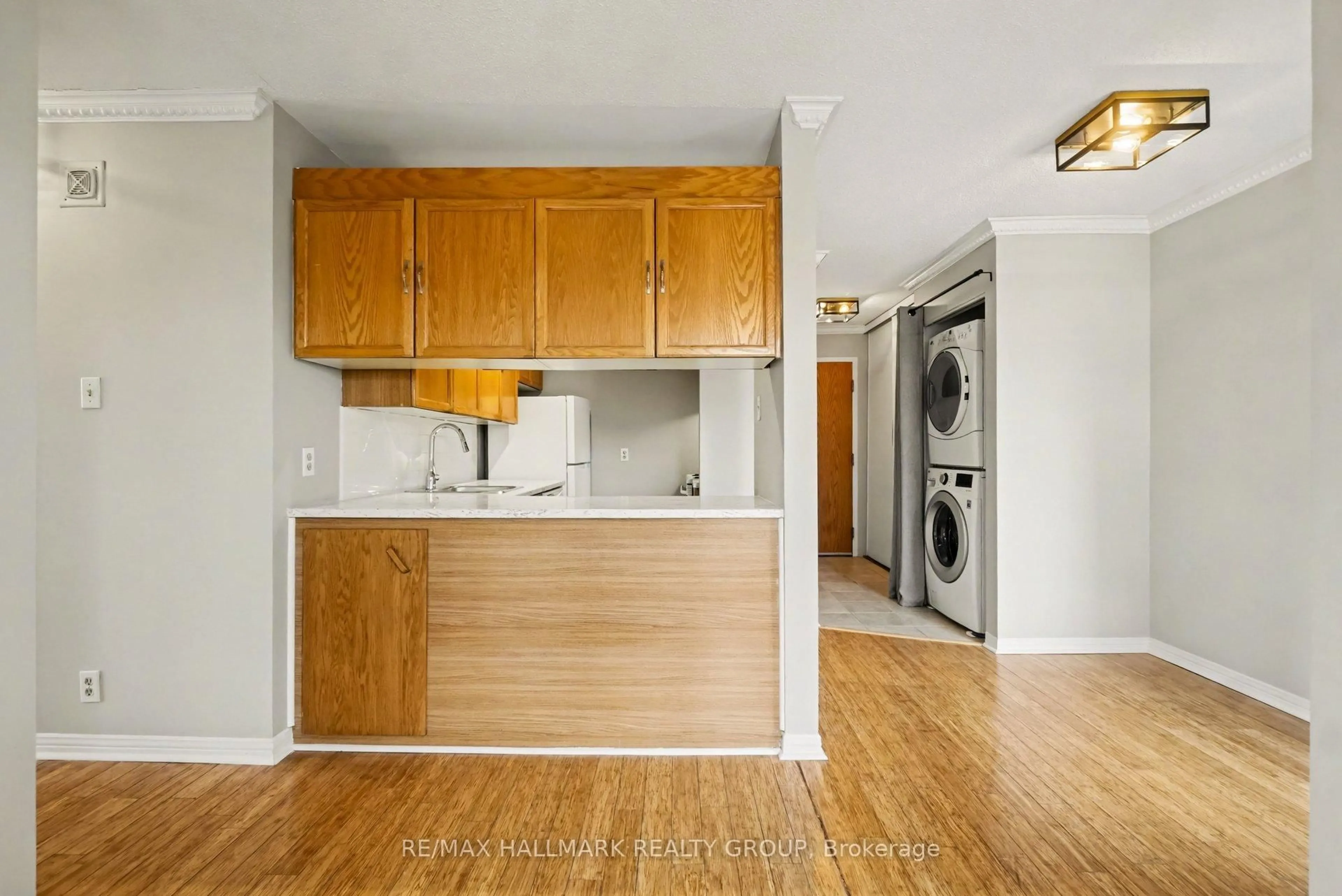 Standard kitchen, wood/laminate floor for 316 Savard Ave #306, Ottawa Ontario K1L 7S2