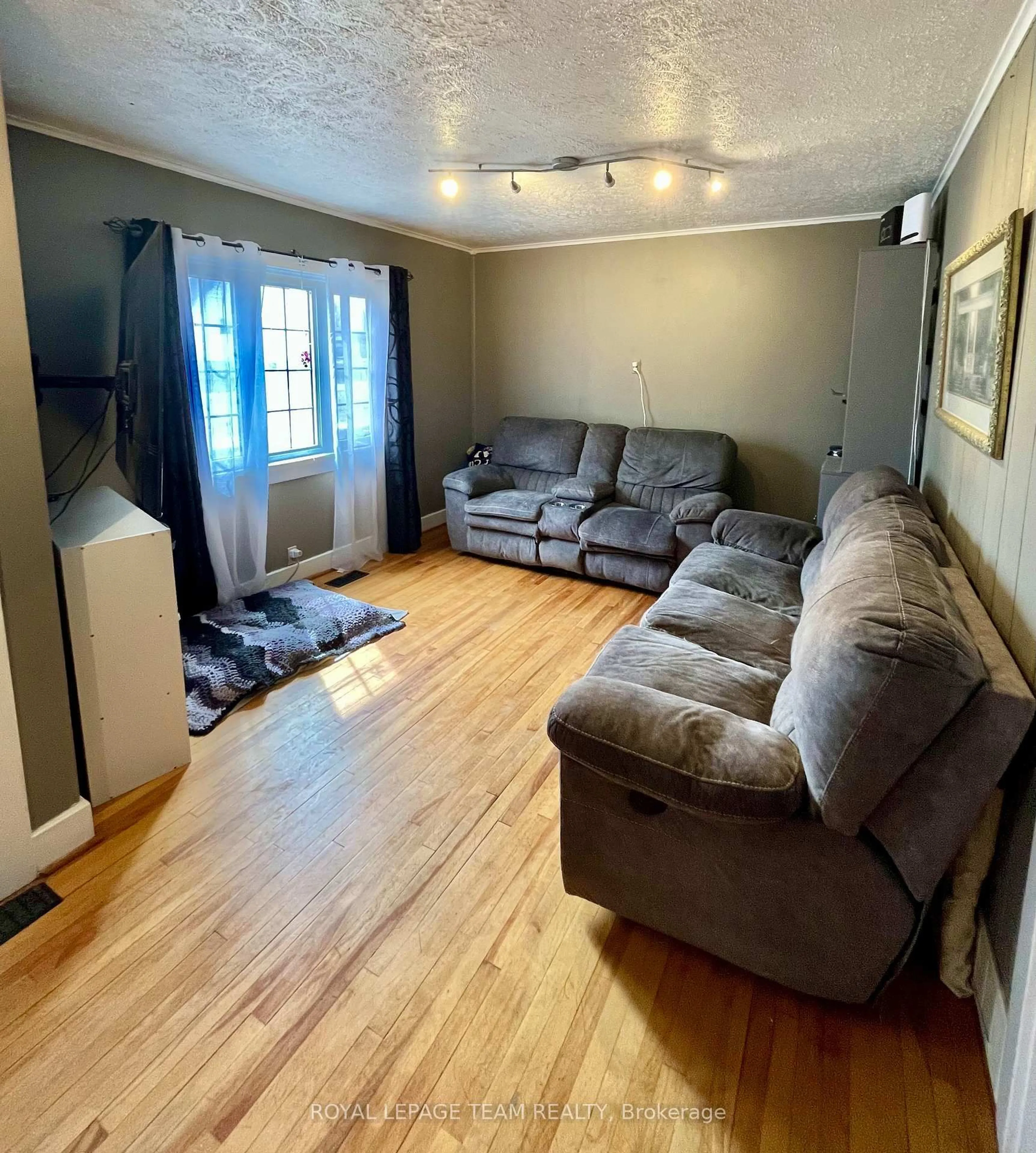 Living room with furniture, unknown for 260 Jordan Ave, Renfrew Ontario K7V 2R2