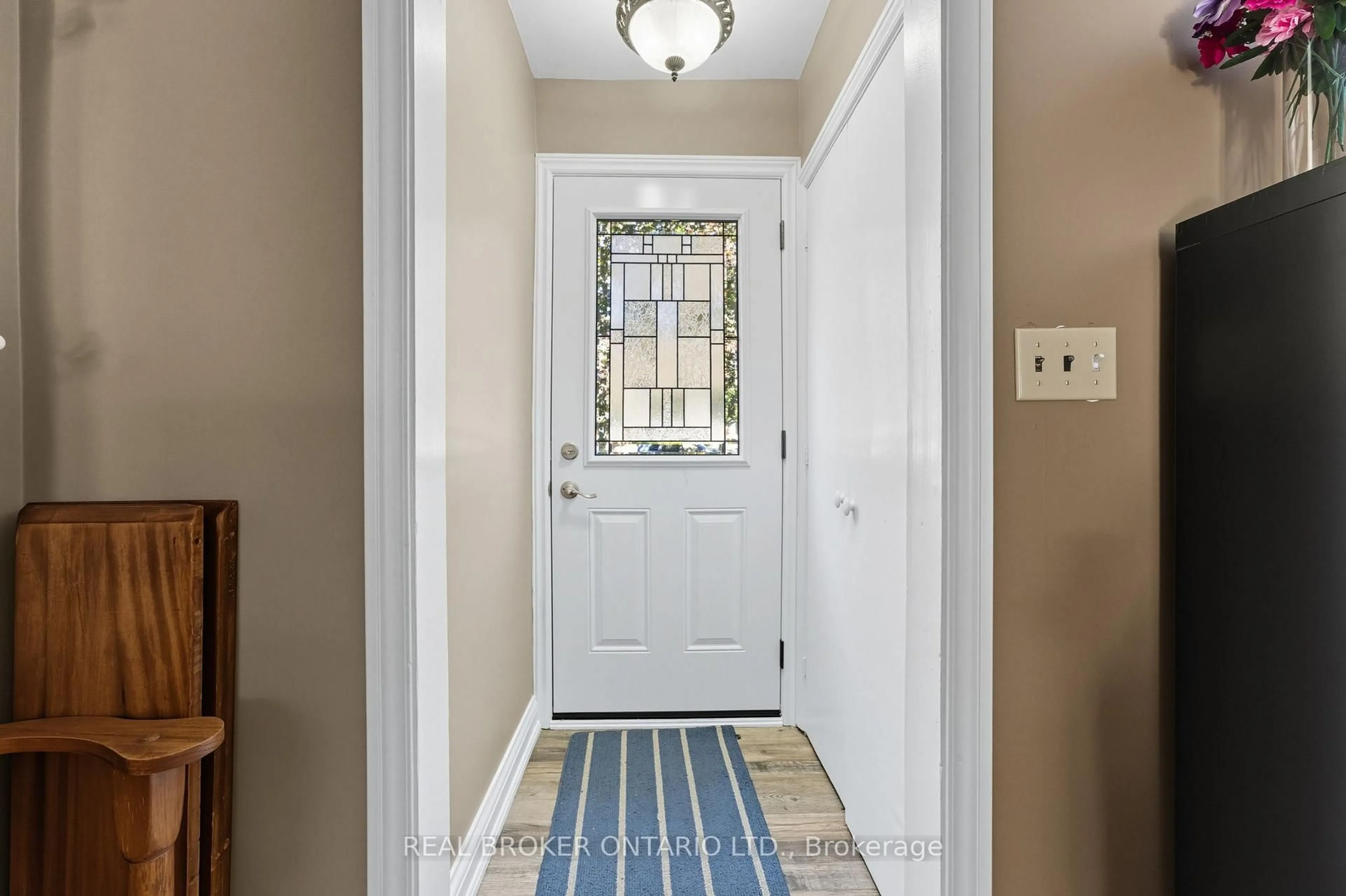 Indoor entryway for 36 Gibson Dr, Norfolk Ontario N3Y 3L3