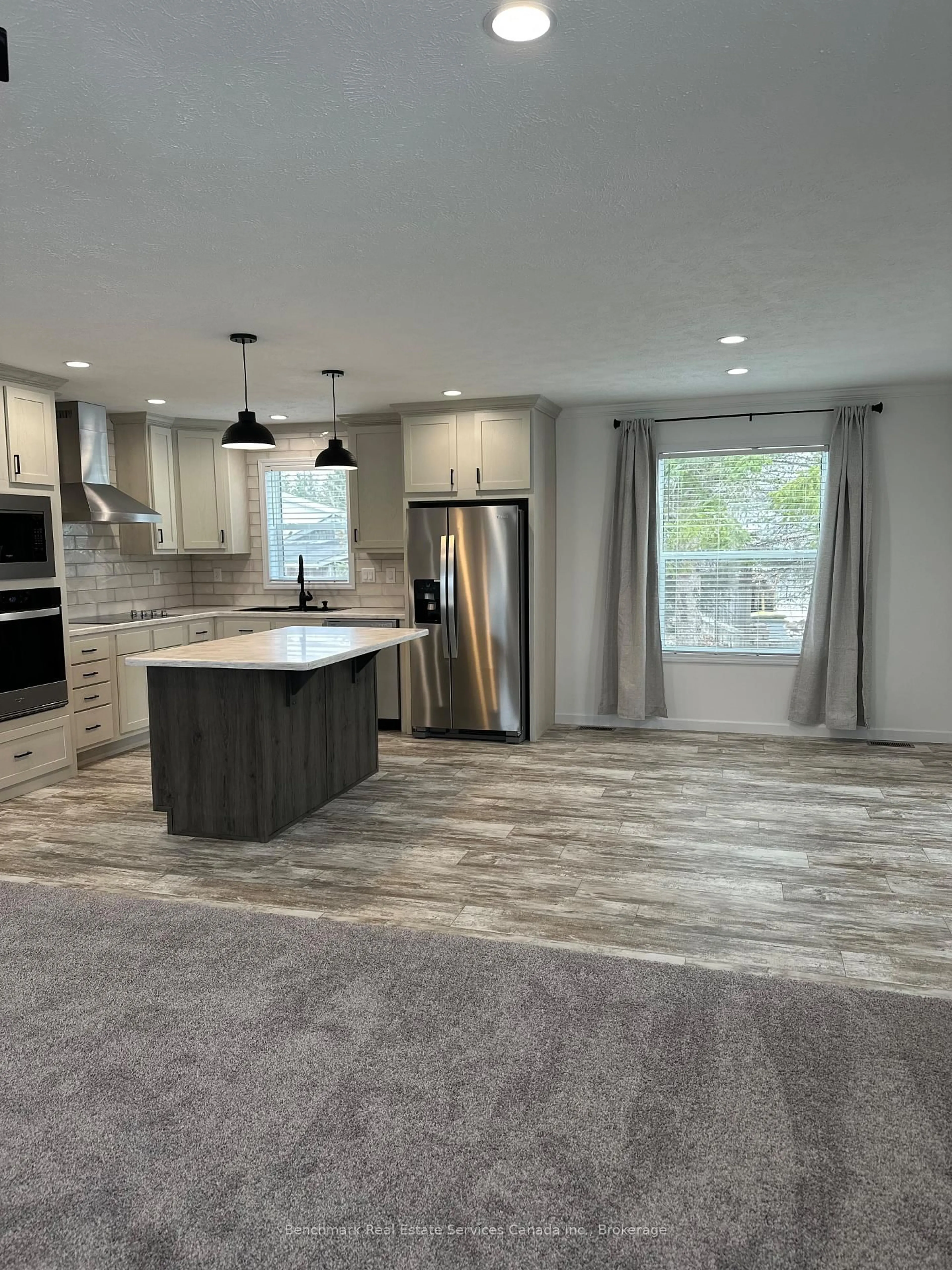 Open concept kitchen, unknown for 212 SPRUCE Dr, West Grey Ontario N4N 3B8