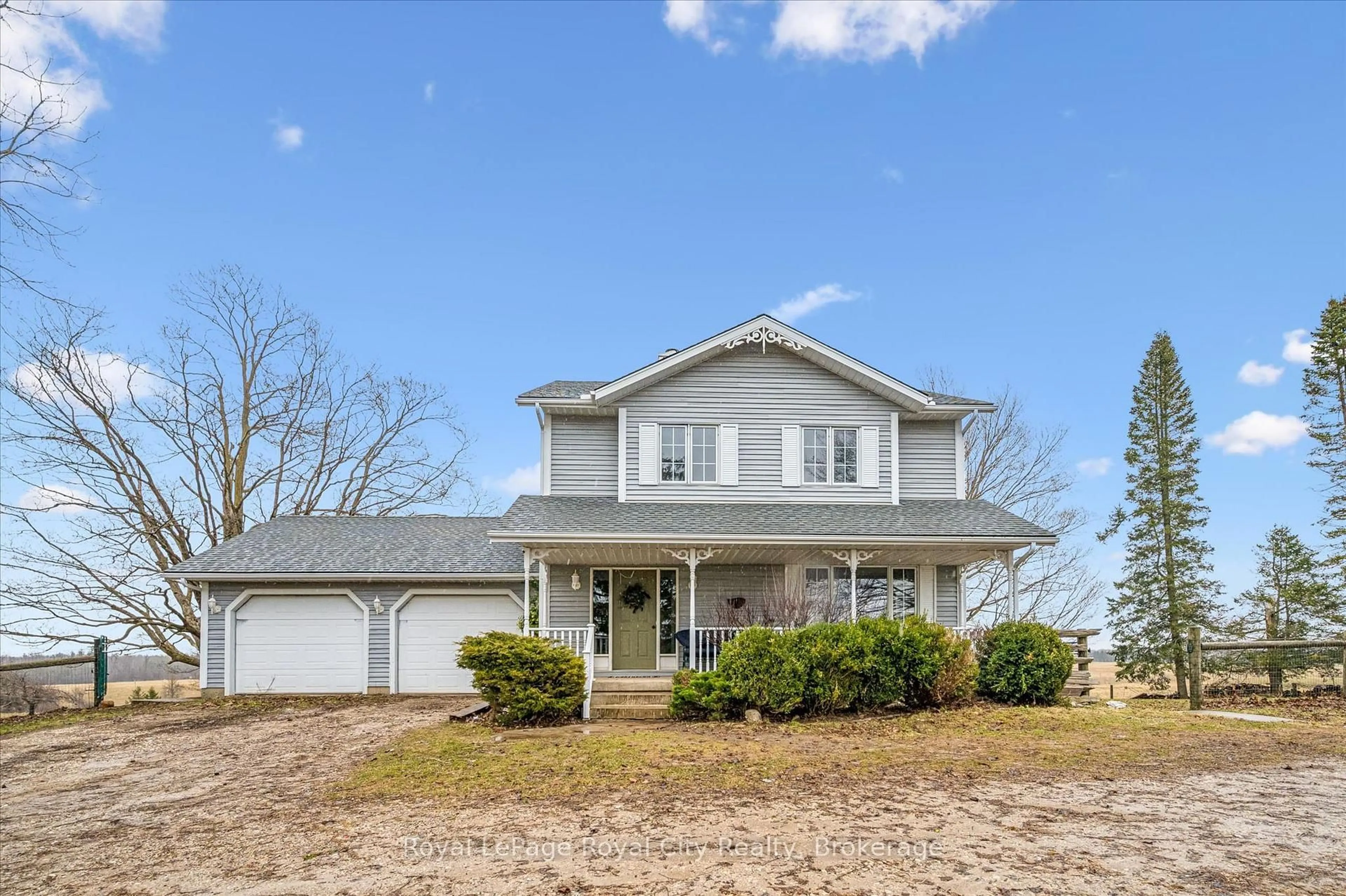 Home with vinyl exterior material, street for 86132 Currie Line, North Huron Ontario N0G 2W0