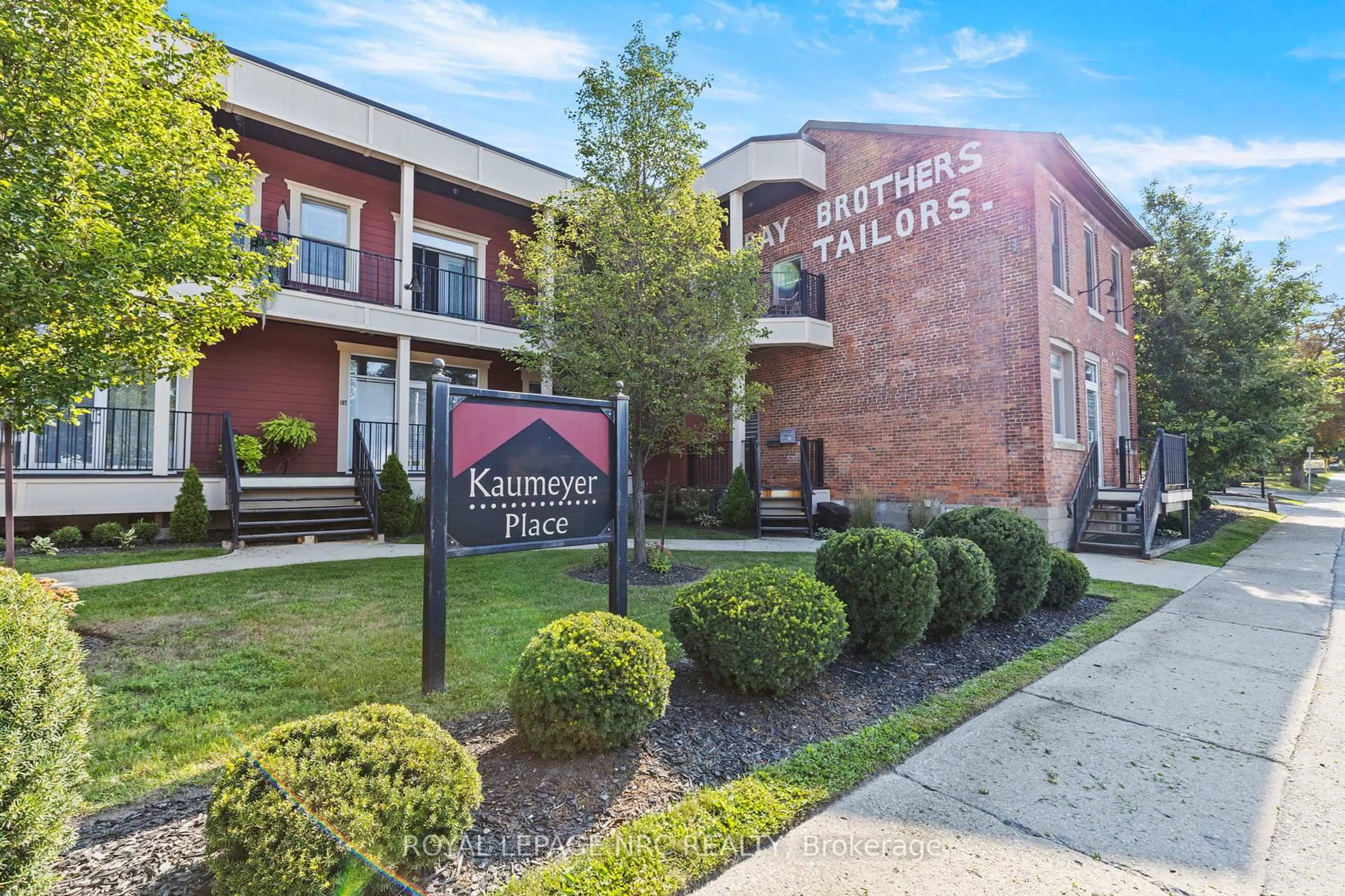 Unknown for 3710 Main St #106, Niagara Falls Ontario L2G 6B1