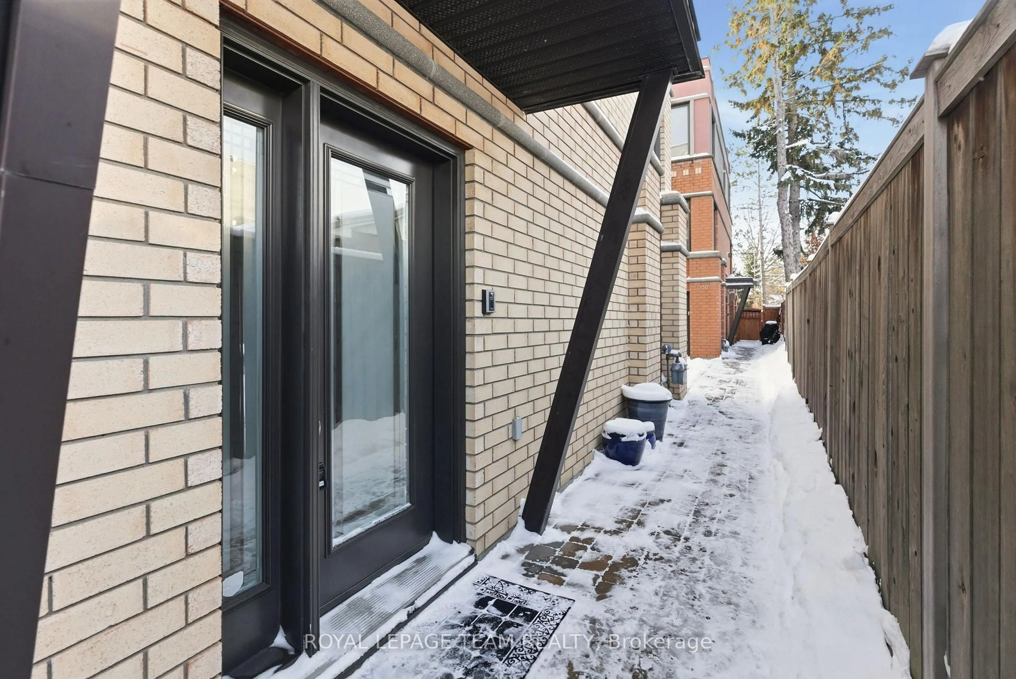 Unknown for 3362 Carling Ave, Ottawa Ontario K2H 0A7