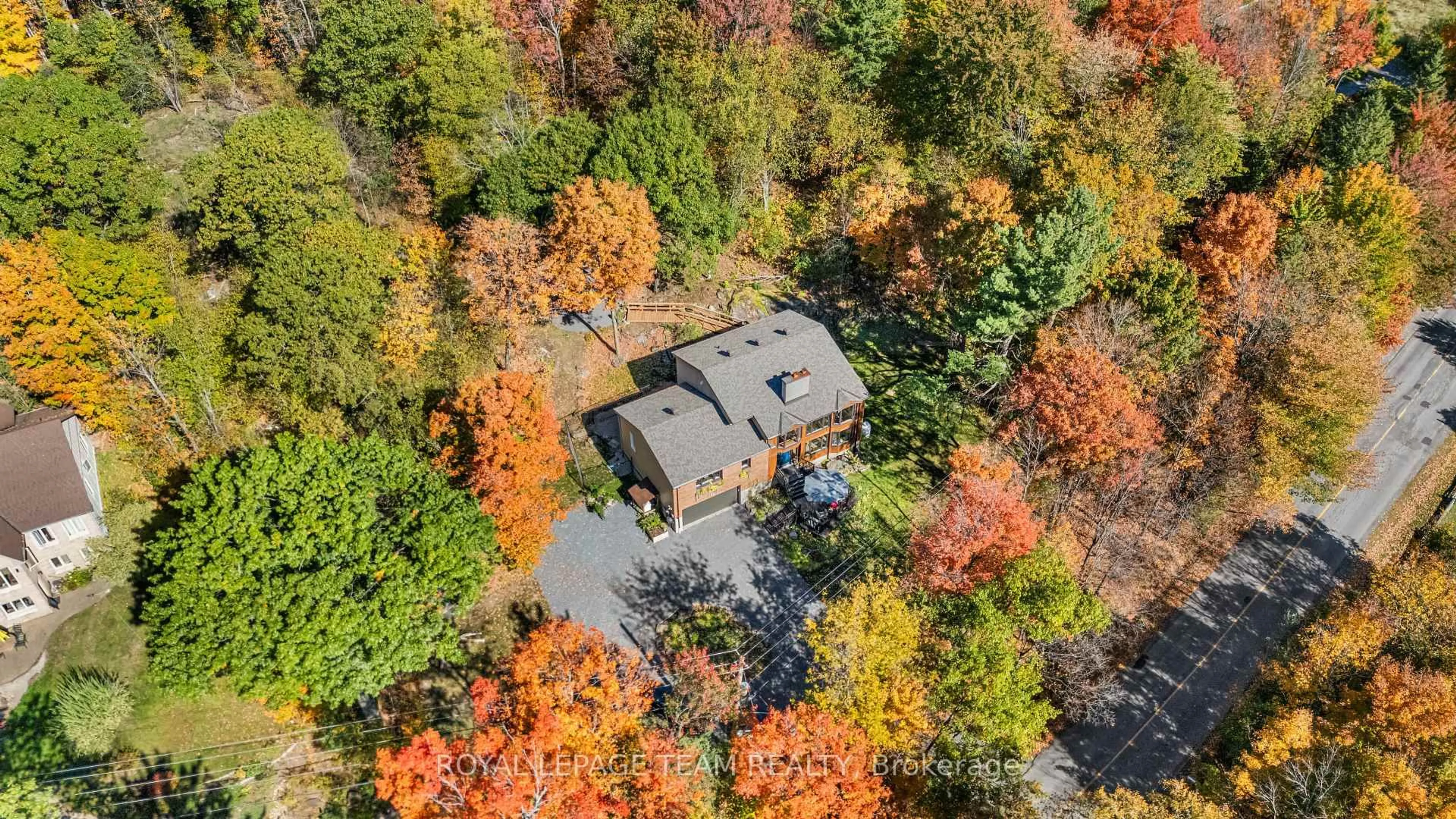 A pic from outside/outdoor area/front of a property/back of a property/a pic from drone, unknown for 1783 Old Carp Rd, Carp Ontario K0A 1L0