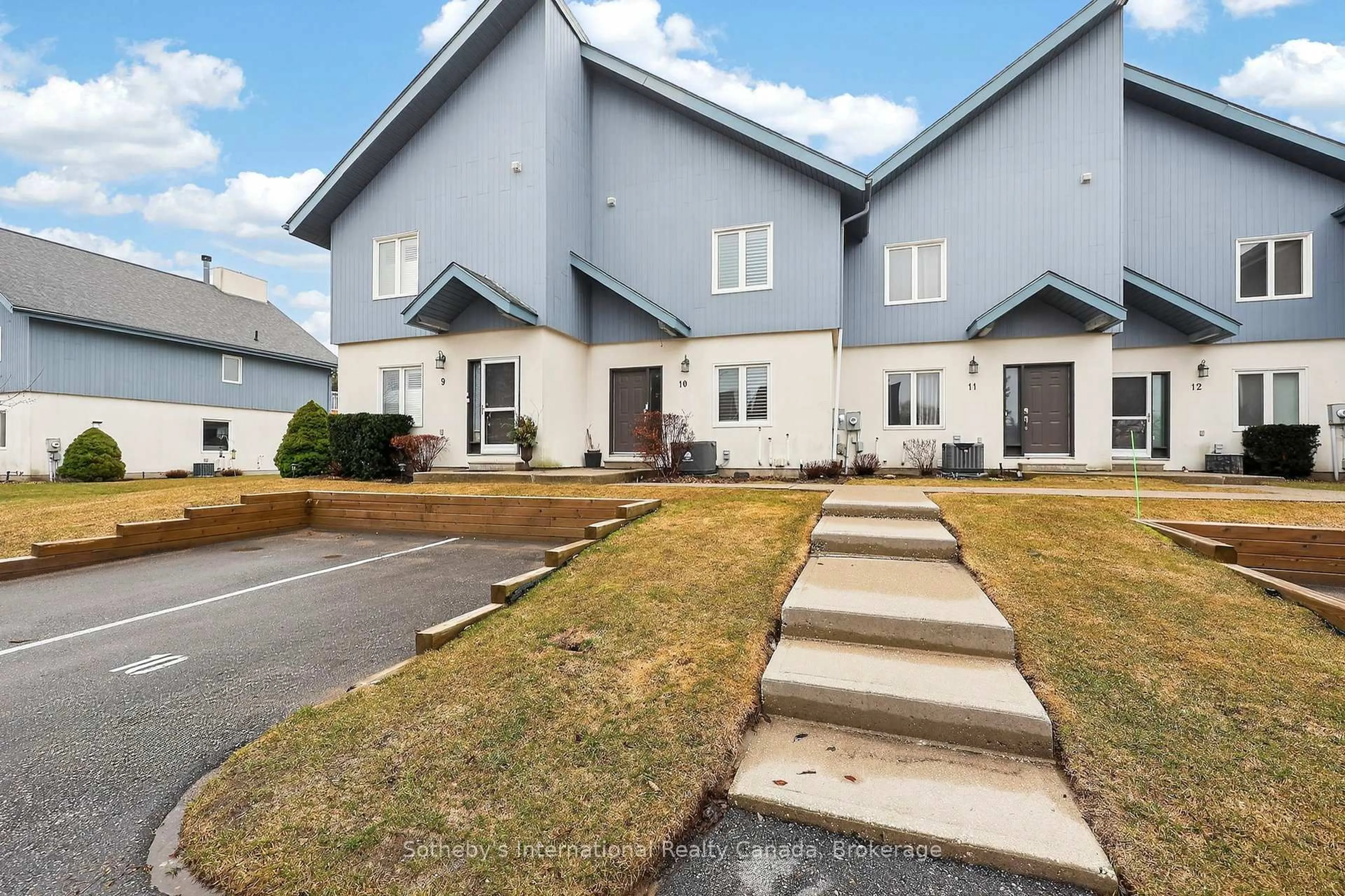 Unknown for 110 KELLIE'S Way #10, Blue Mountains Ontario L9Y 0L6