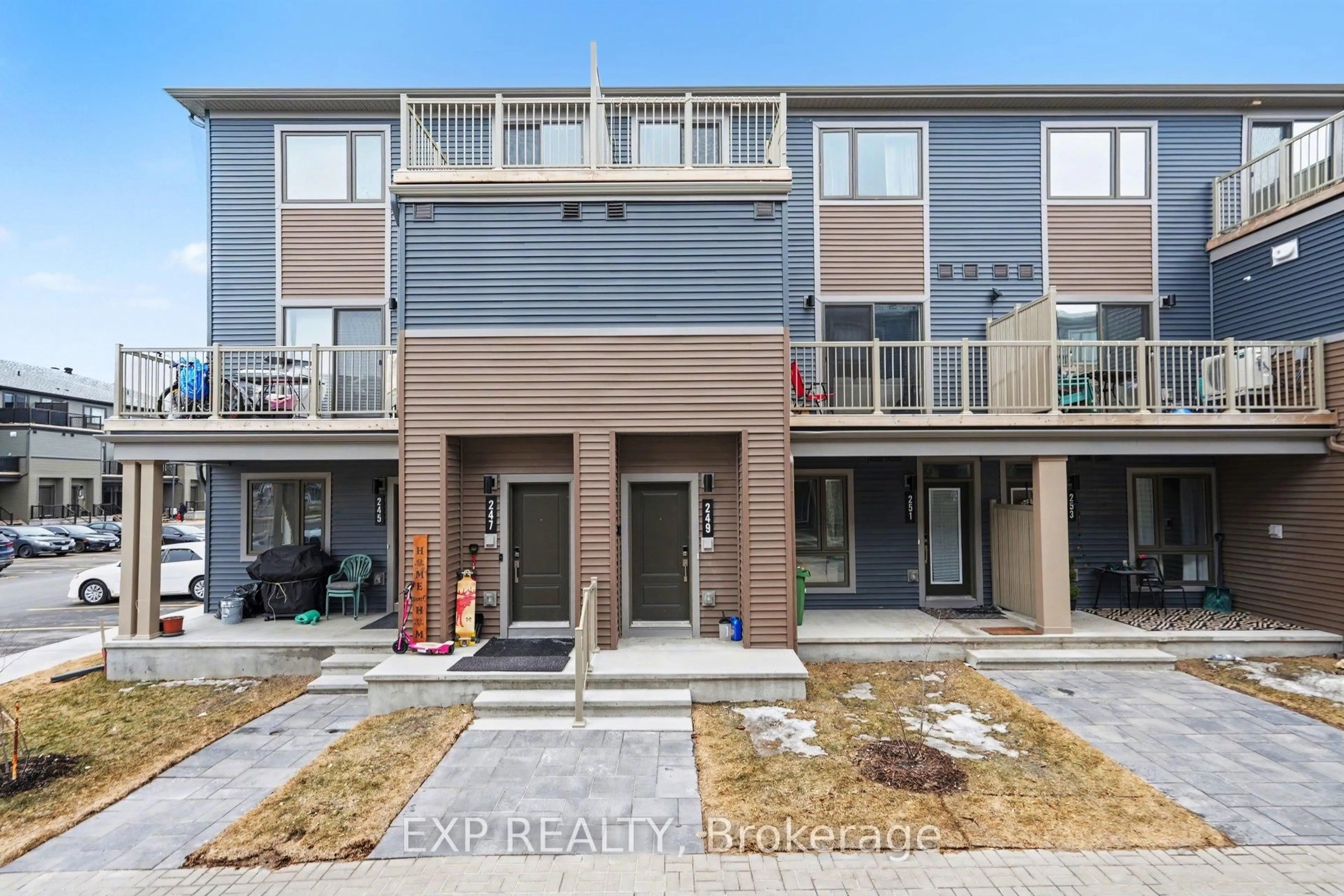 Unknown for 249 David Lewis Private, Ottawa Ontario K4A 1C4