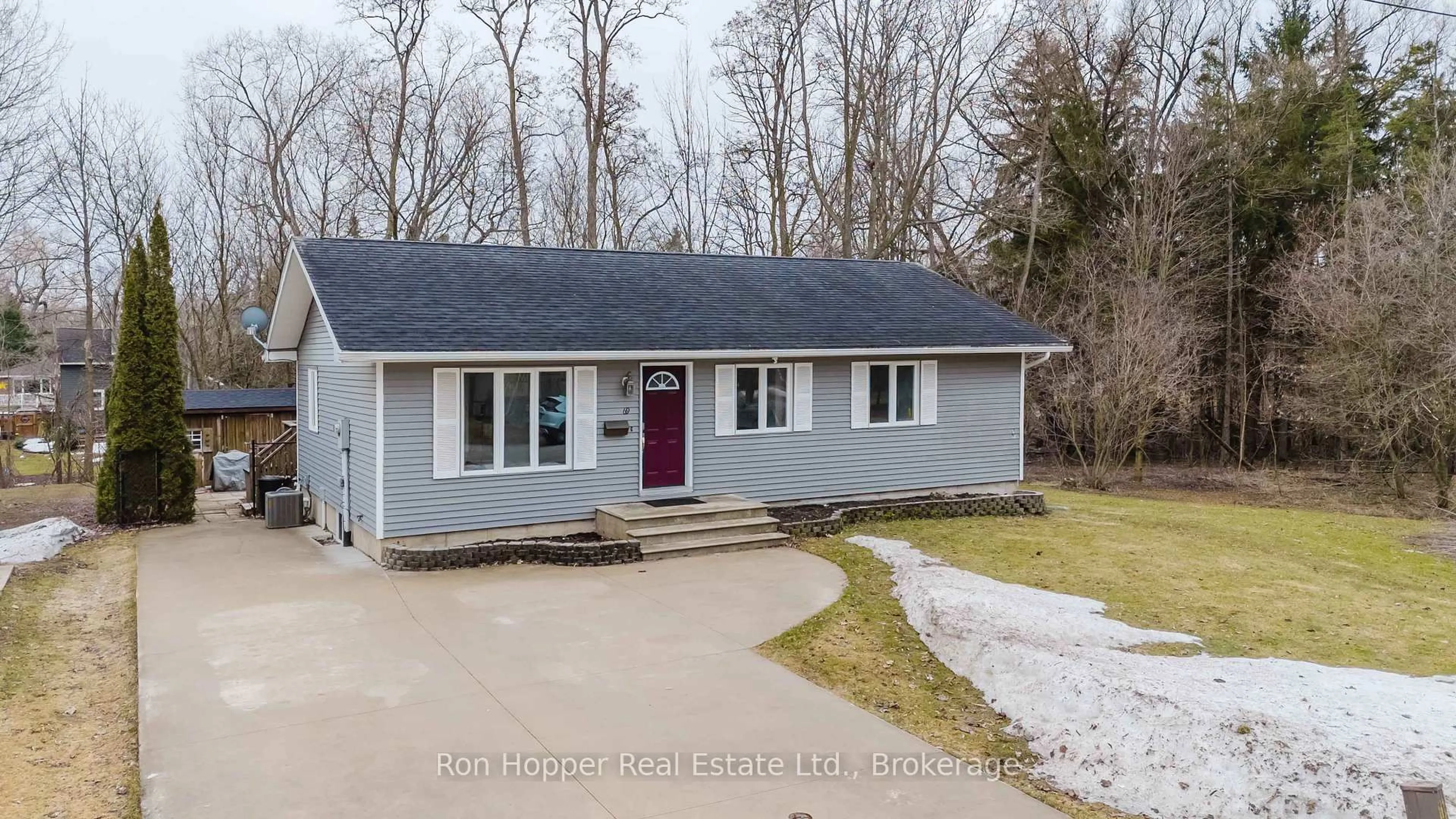 A pic from outside/outdoor area/front of a property/back of a property/a pic from drone, street for 69 Matilda St, Arran-Elderslie Ontario N0H 2N0