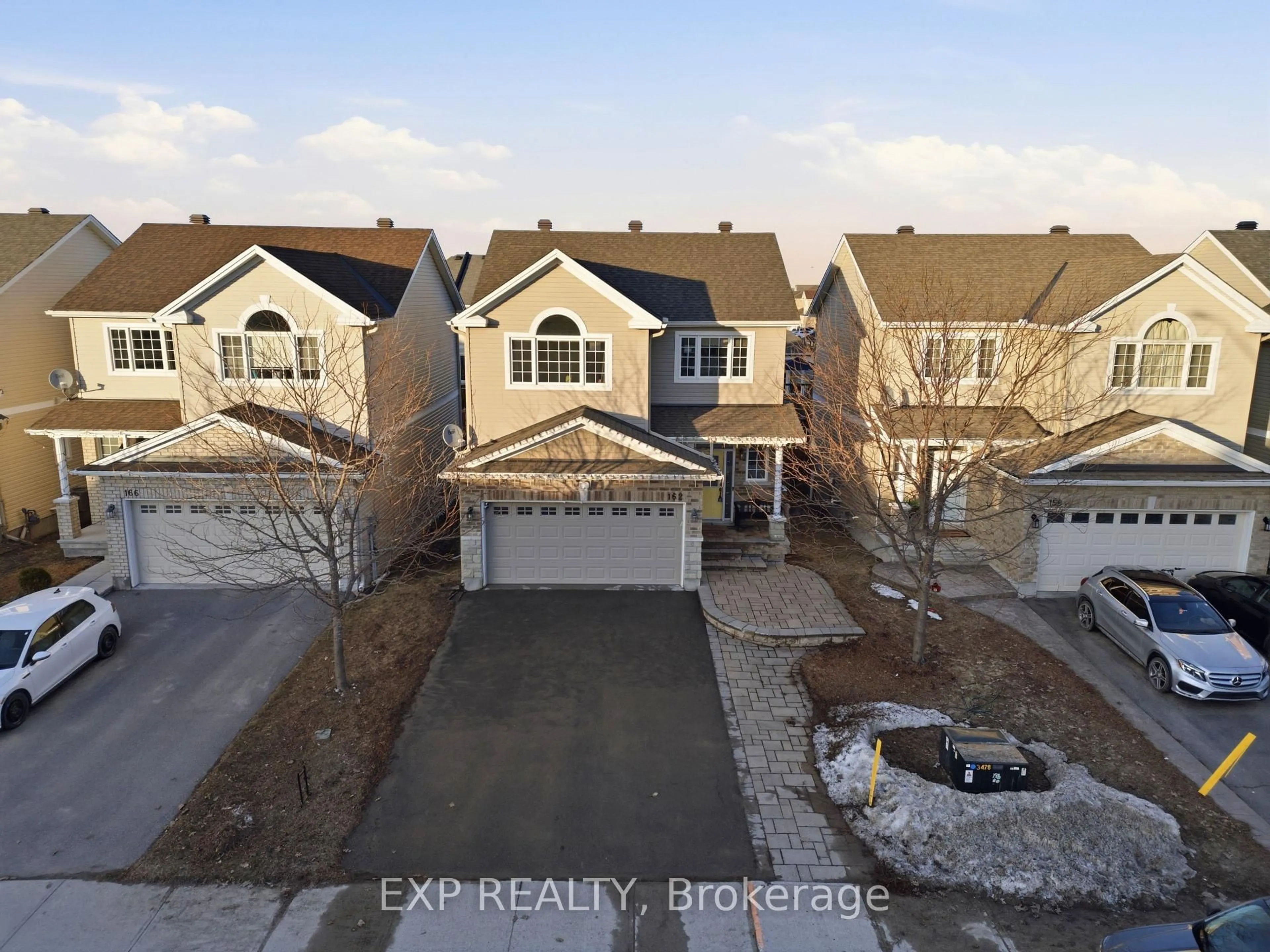 A pic from outside/outdoor area/front of a property/back of a property/a pic from drone, unknown for 162 Bert Hall St, Arnprior Ontario K7S 0H1