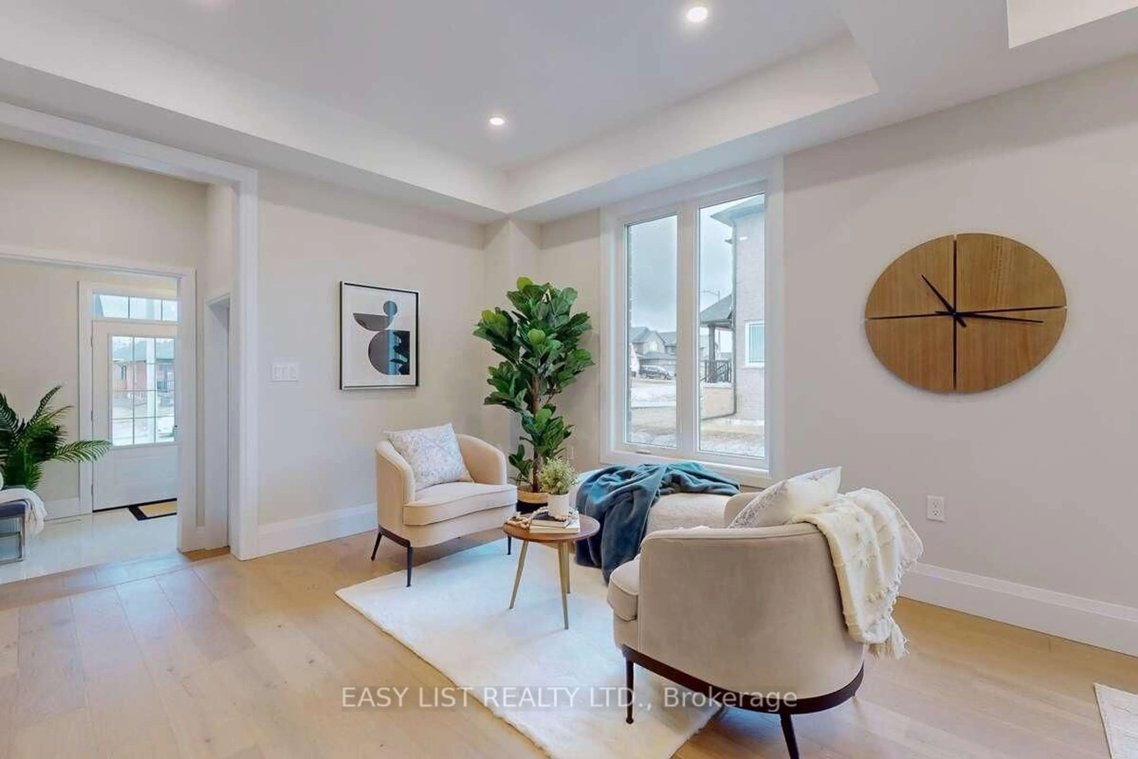 Living room with furniture, unknown for 62 York Dr, Peterborough Ontario K9K 0H8