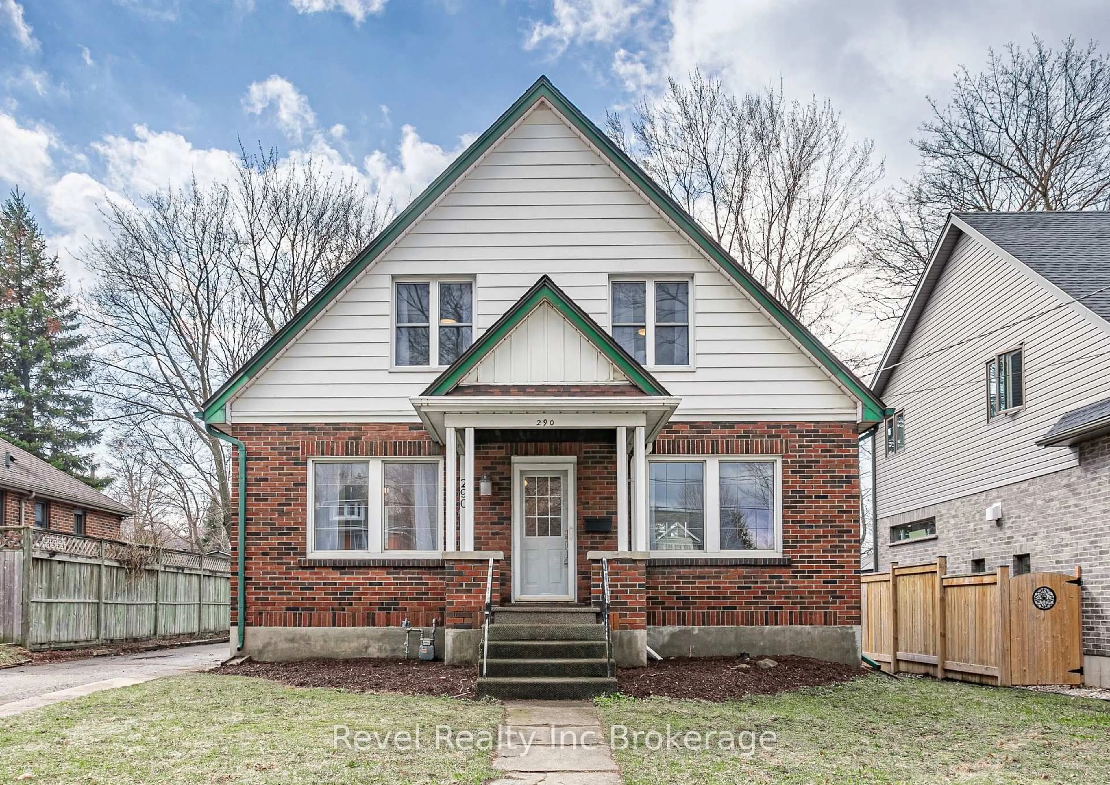 Home with brick exterior material, street for 290 Ingersoll Ave, Woodstock Ontario N4S 4W9