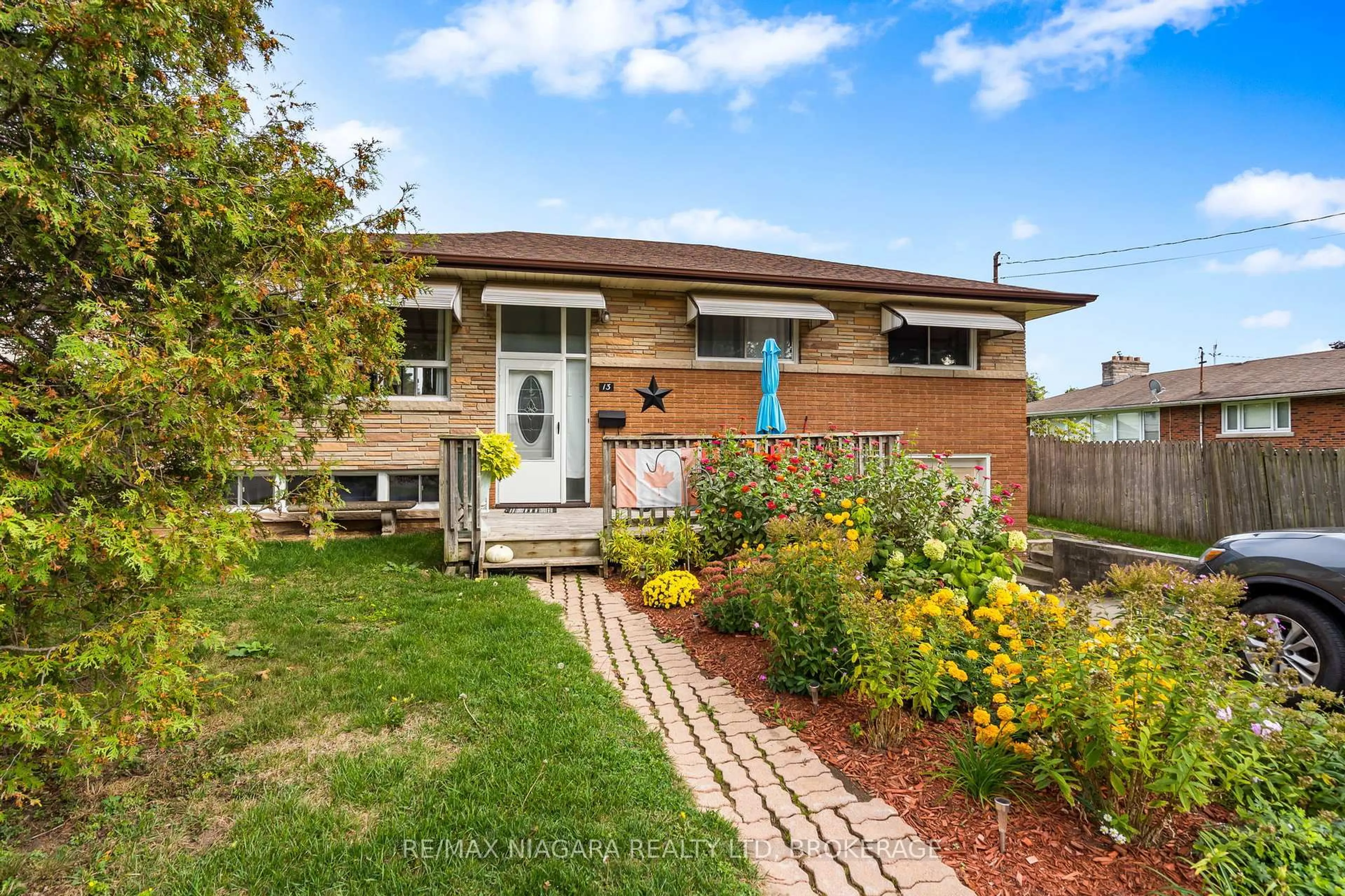 Home with brick exterior material, street for 13 RIDGEWOOD Ave, Port Colborne Ontario L3K 5N5