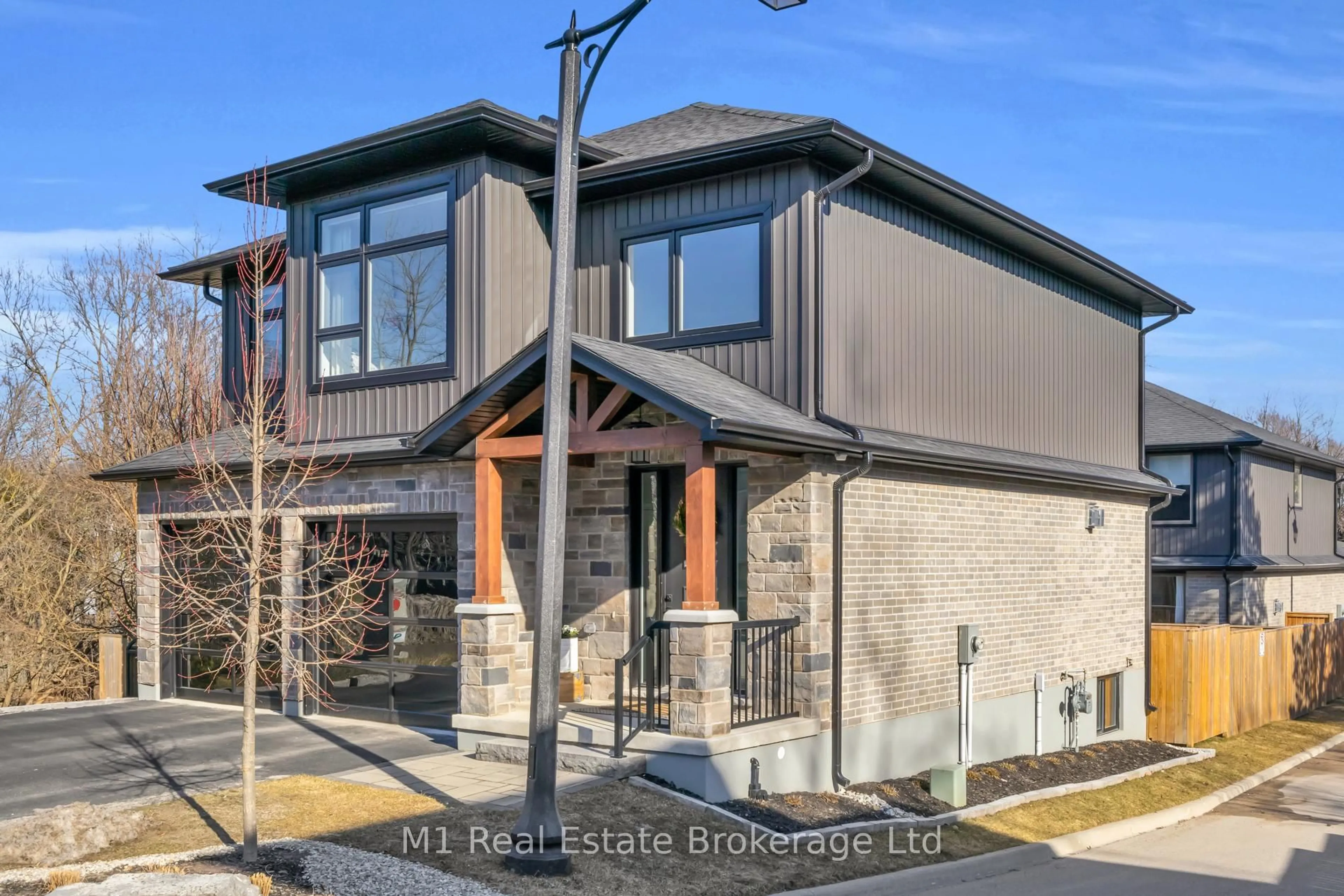 Home with brick exterior material, unknown for 25 Creekside Terr, Centre Wellington Ontario N1M 0H4