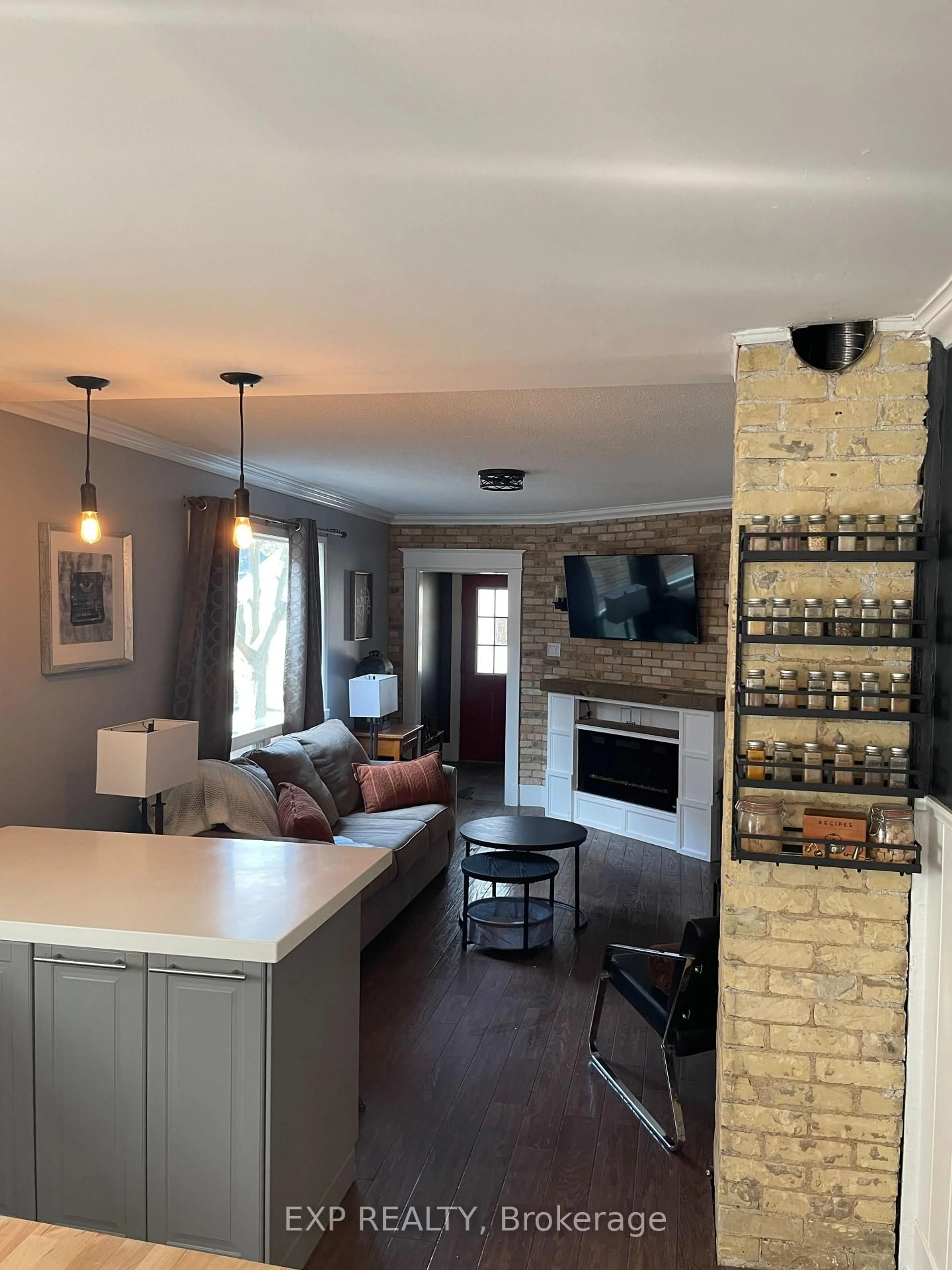 Open concept kitchen, unknown for 95 Langarth St, London South Ontario N6C 1Z3