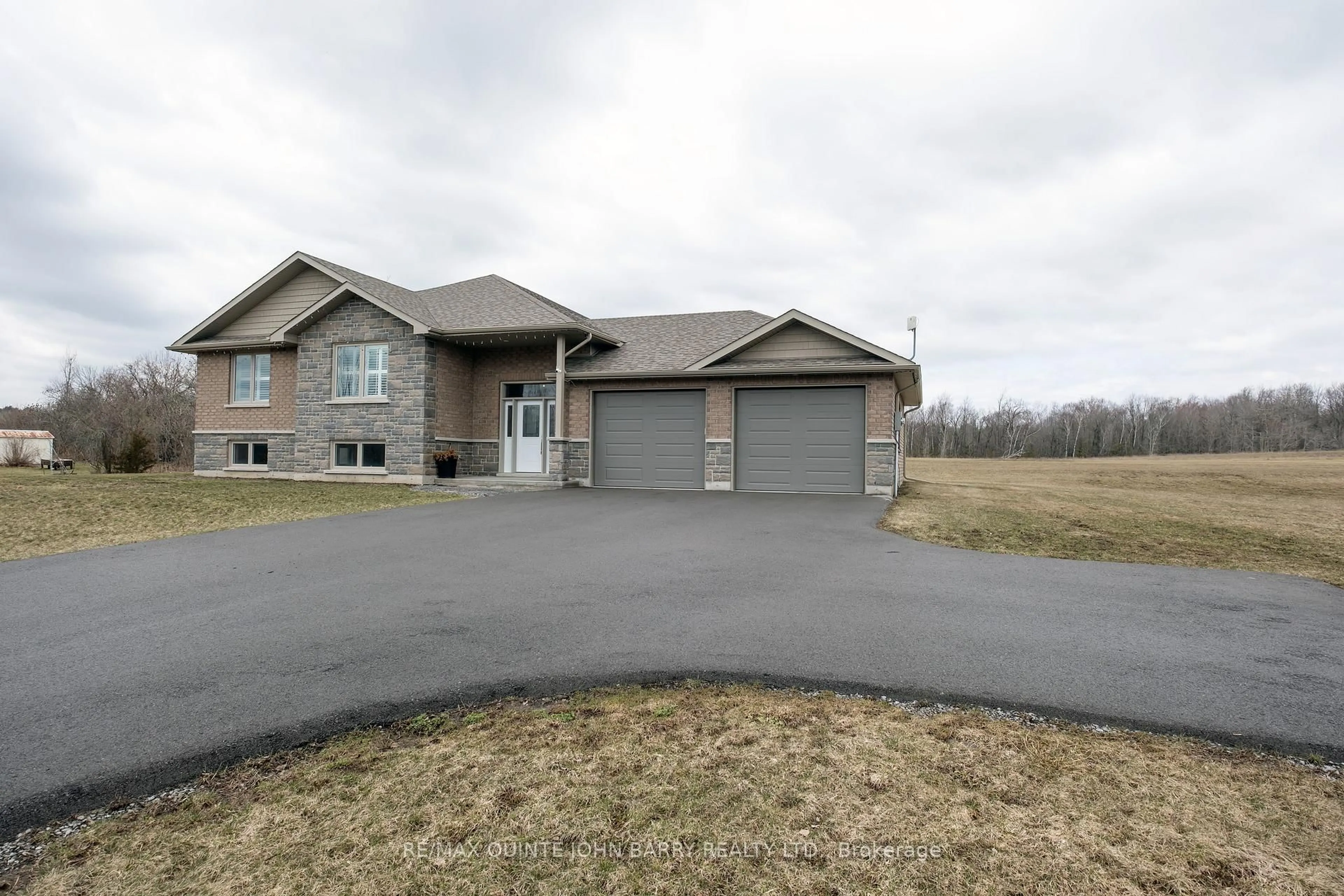 Unknown for 16532 Highway 2, Trenton Ontario K8V 5P7