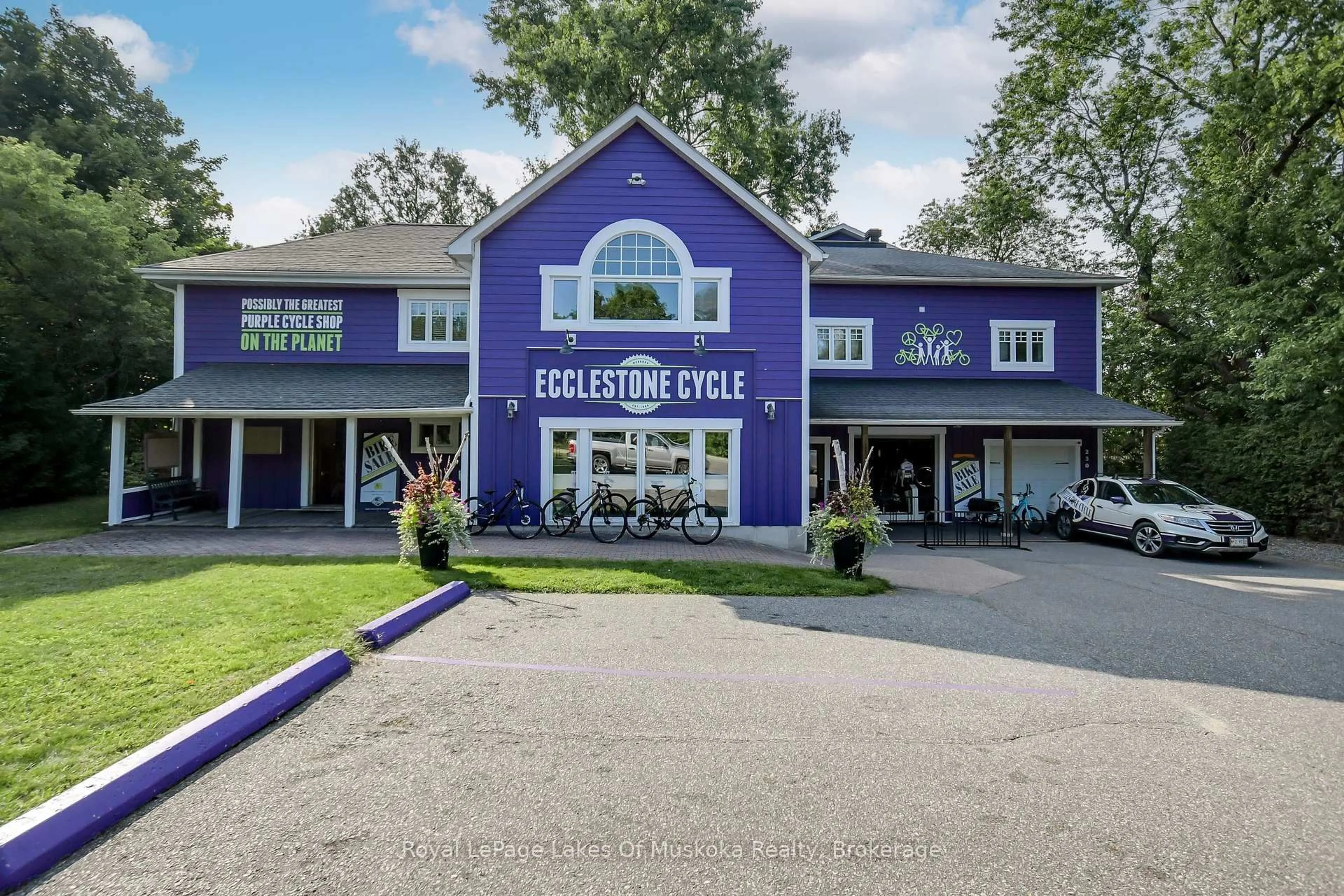 Unknown for 230 Ecclestone Dr, Bracebridge Ontario P1L 1G4