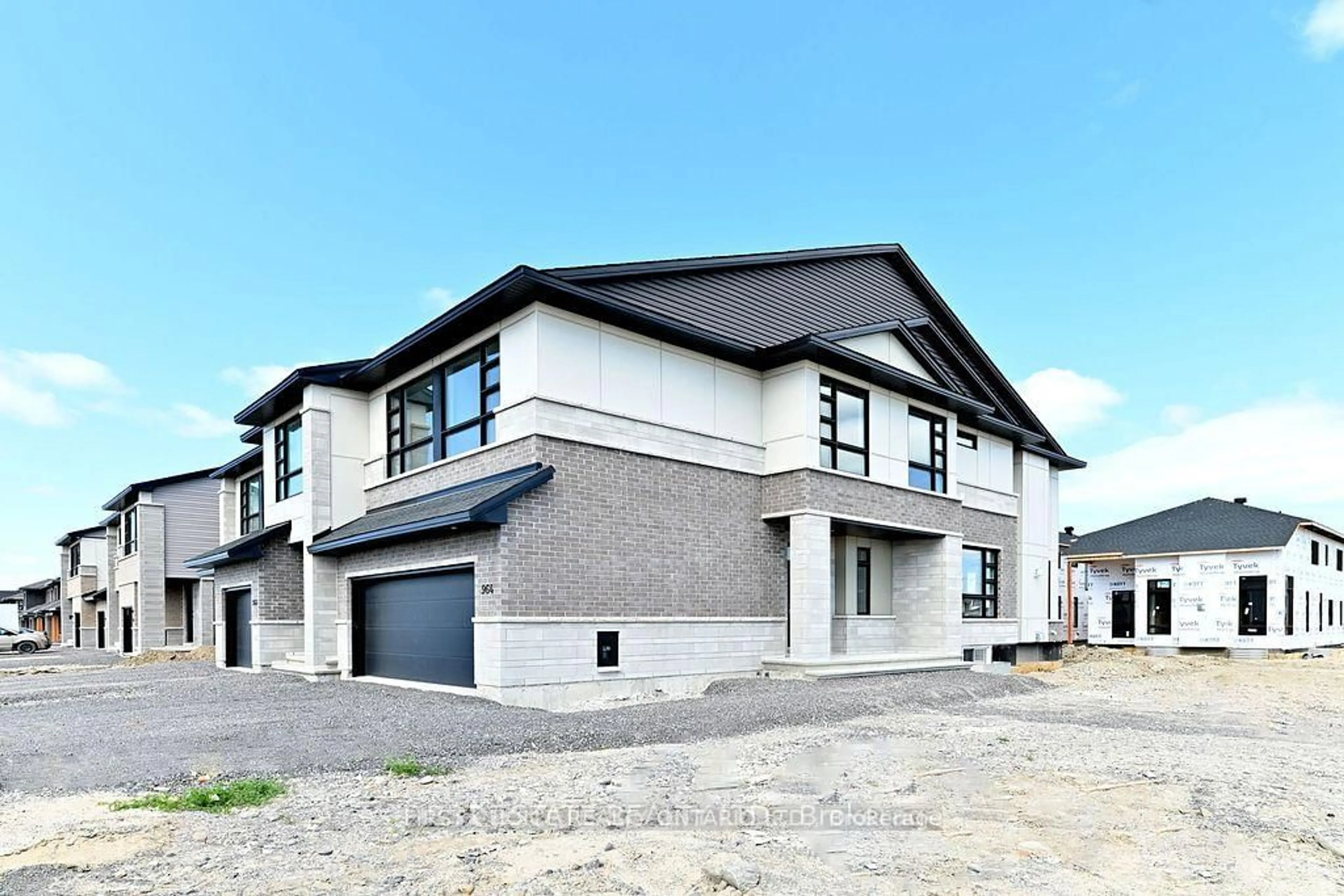 Home with brick exterior material, building for 964 Acoustic Way, Ottawa Ontario K4M 0R1