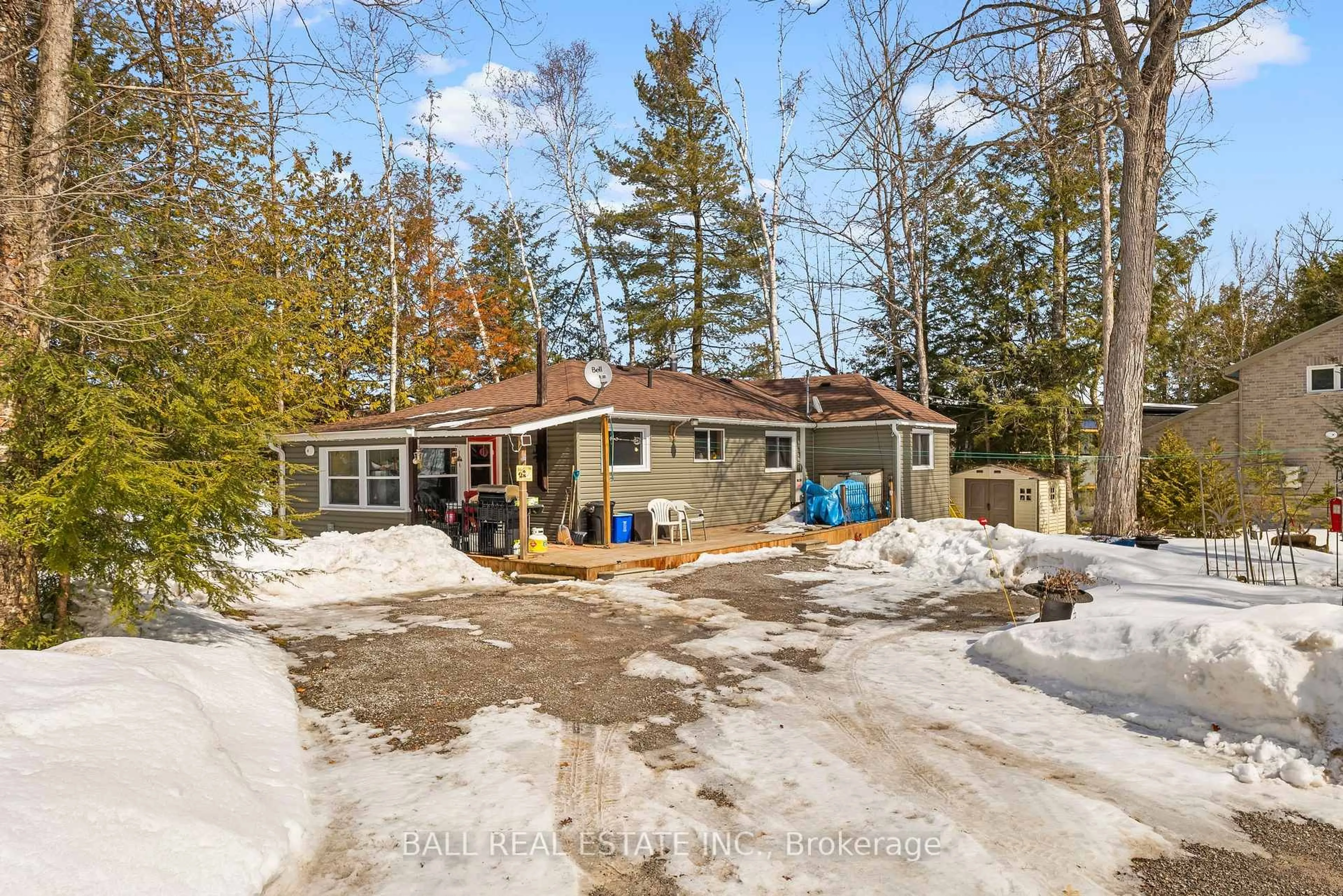 A pic from outside/outdoor area/front of a property/back of a property/a pic from drone, unknown for 1561 Crystal Lake Rd, Trent Lakes Ontario K0M 2A0