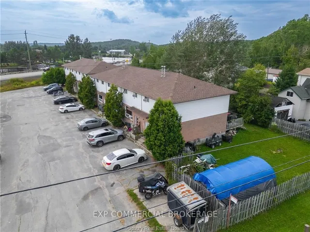 29 Laren St, Greater Sudbury 2