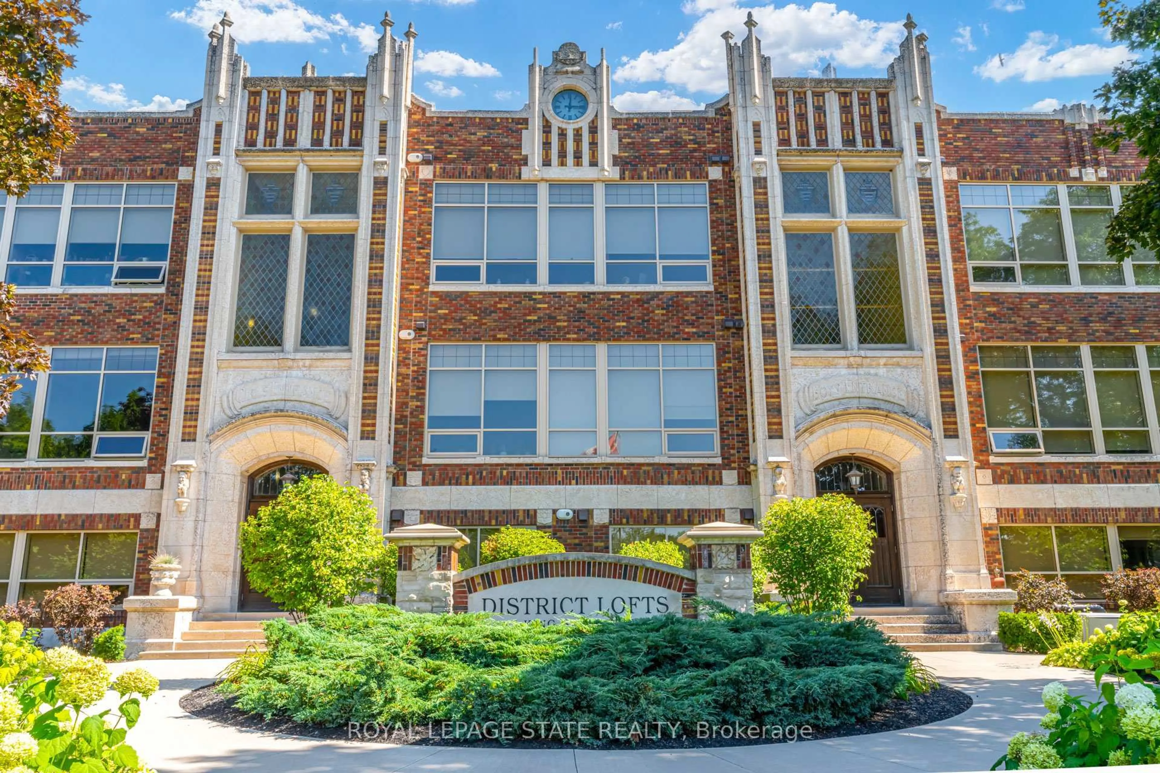 Unknown for 397 King St #215, Hamilton Ontario L9H 1W9