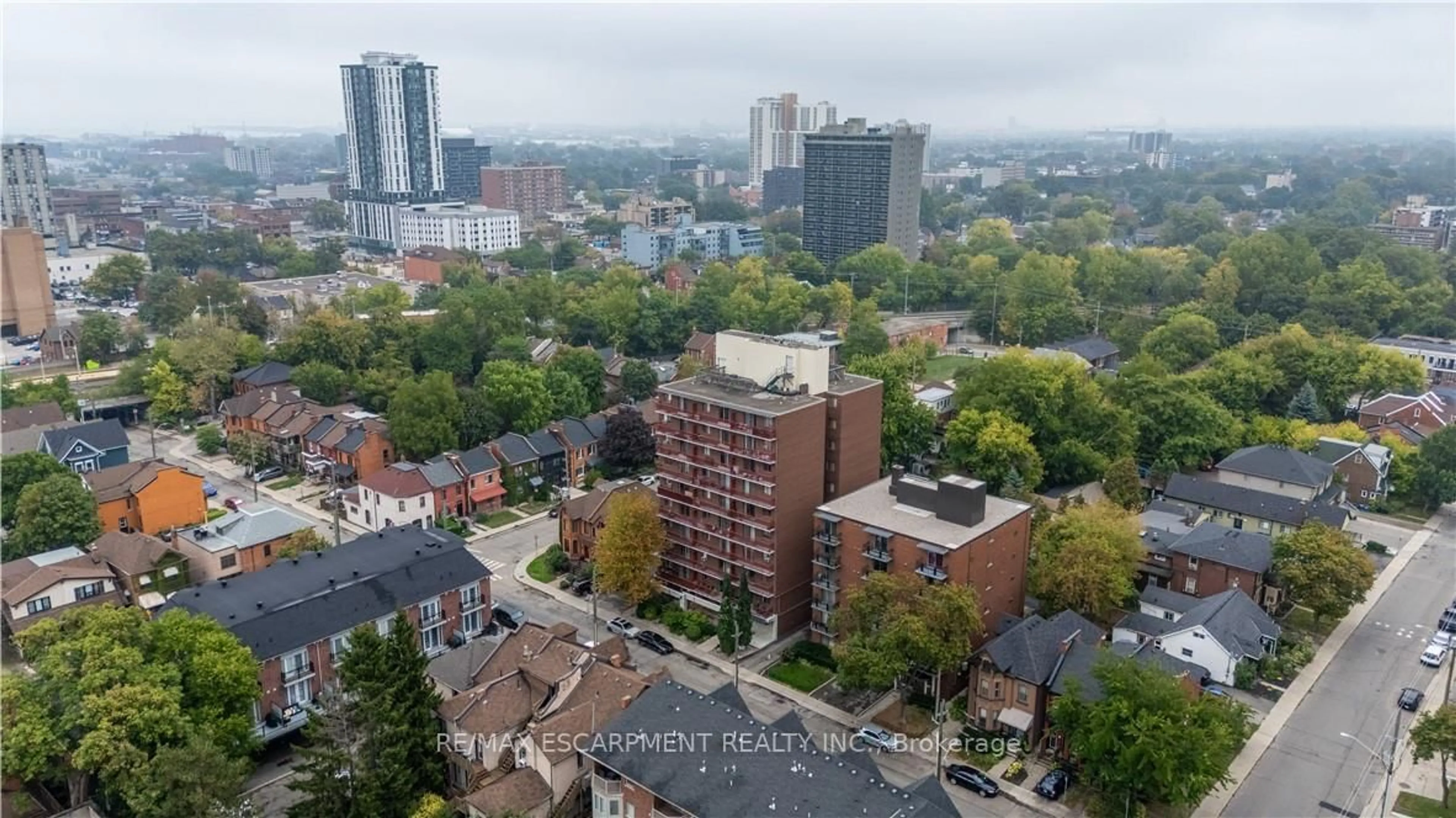 A pic from outside/outdoor area/front of a property/back of a property/a pic from drone, city buildings view from balcony for 141 Catharine St #204, Hamilton Ontario L8N 2J7