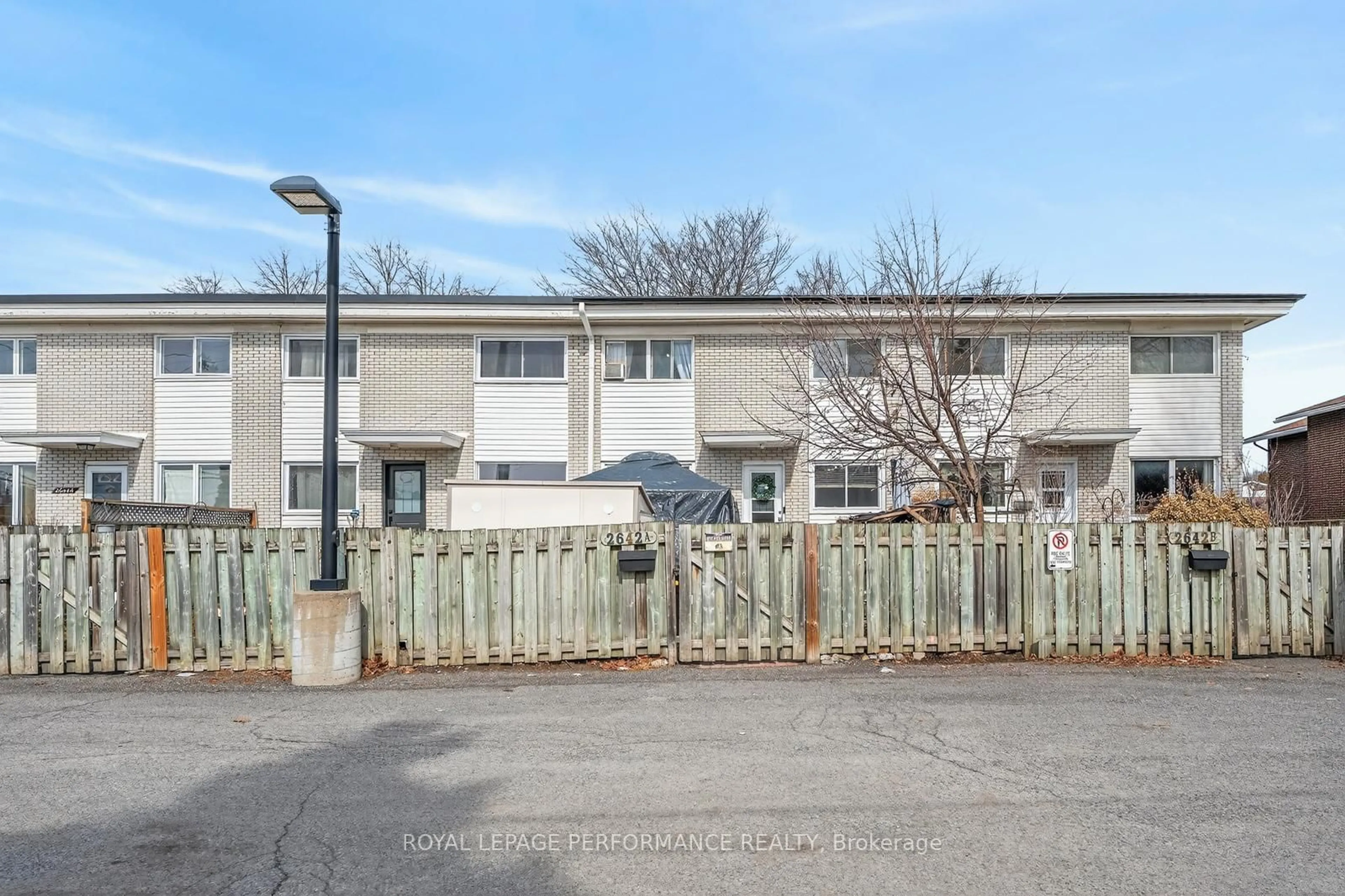 A pic from outside/outdoor area/front of a property/back of a property/a pic from drone, street for 2642 Moncton Rd #57, Ottawa Ontario K2B 7W1