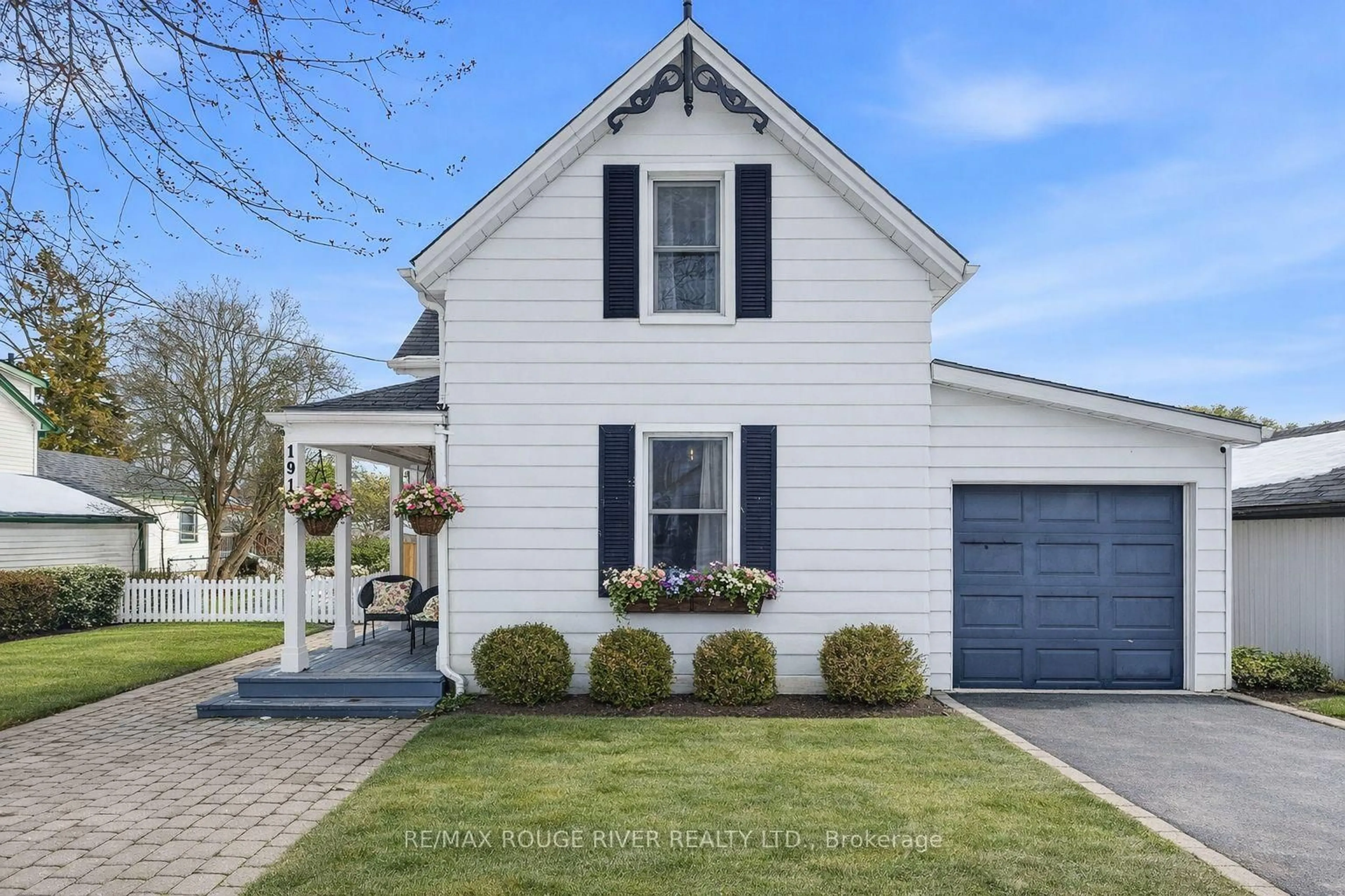 Home with vinyl exterior material, street for 191 Blake St, Cobourg Ontario K9A 2K4