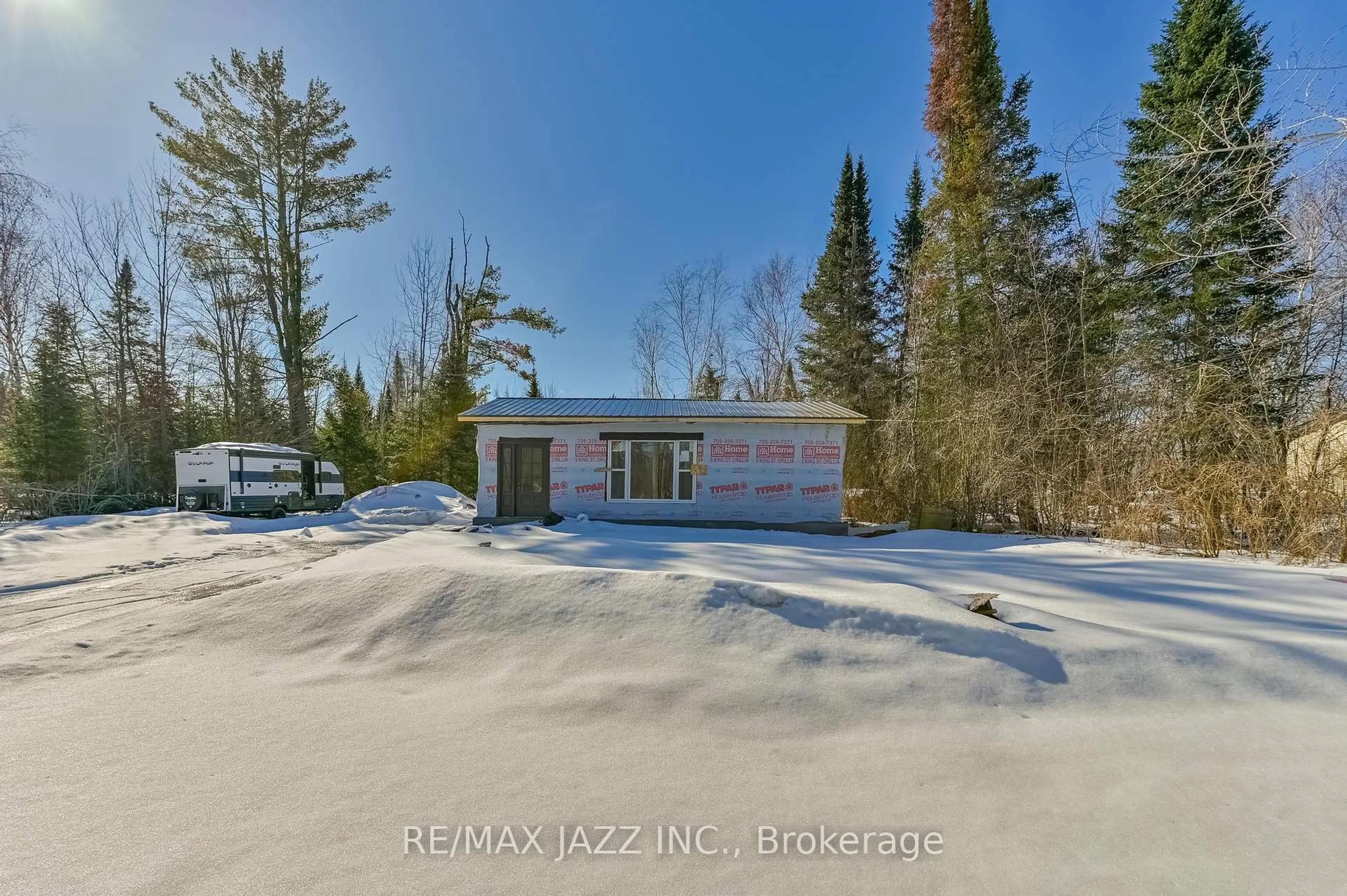 A pic from outside/outdoor area/front of a property/back of a property/a pic from drone, unknown for 3338 Monck Rd, Kawartha Lakes Ontario K0M 1K0