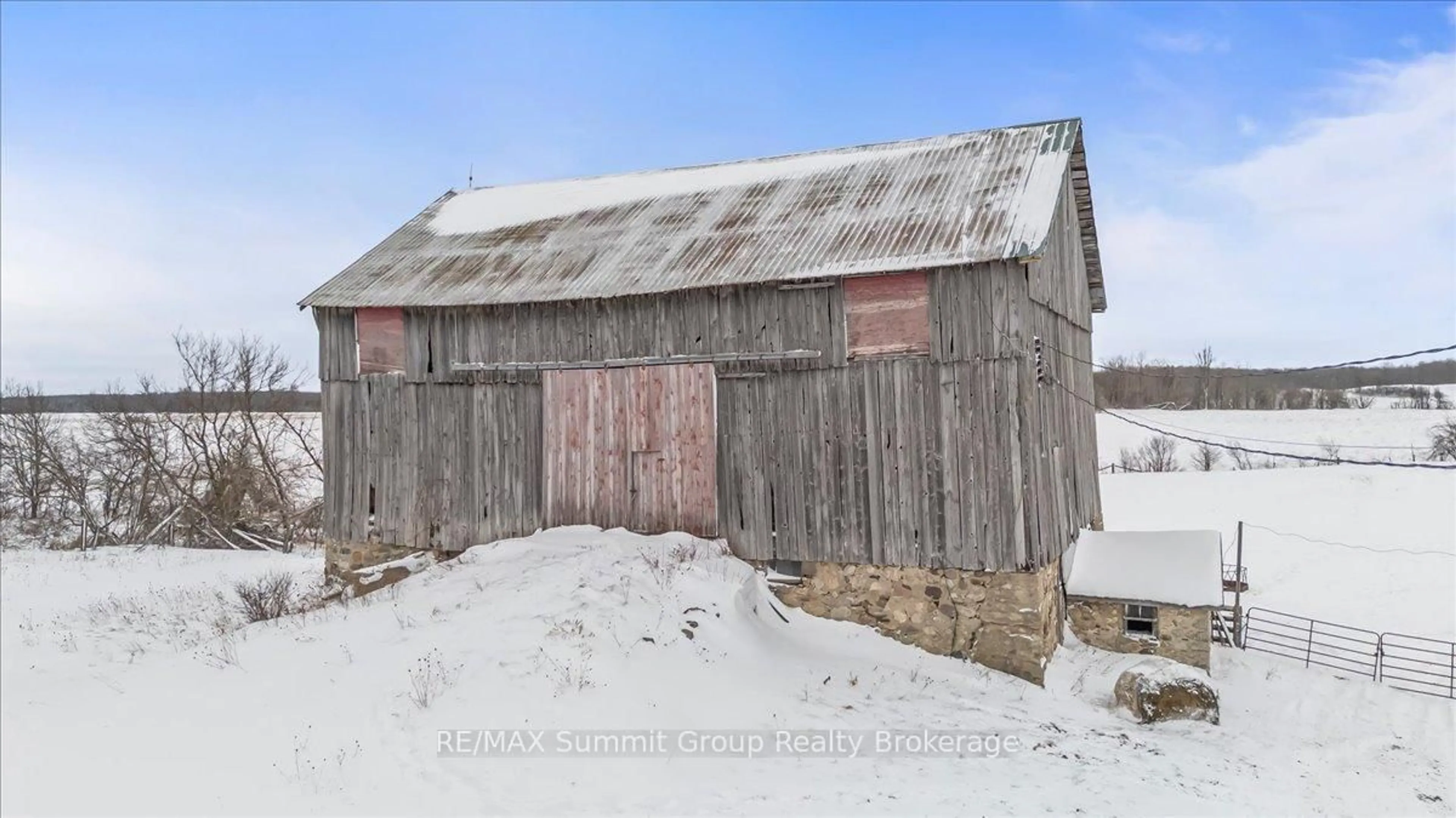 Shed for 595181 4th Line, Blue Mountains Ontario N0H 2E0