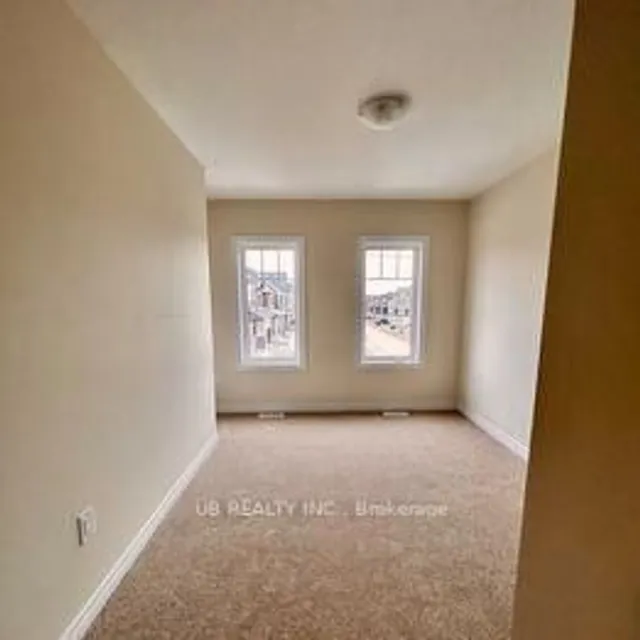 381 Vanilla Tr, Thorold 4