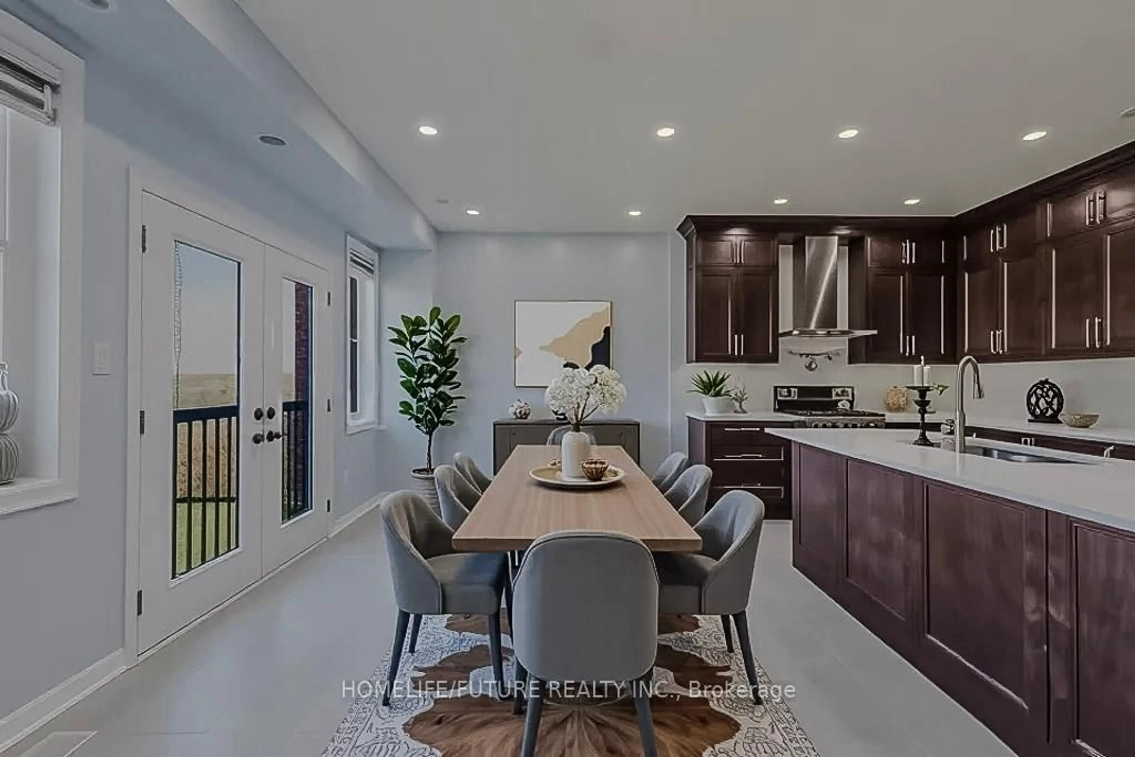 Open concept kitchen, ceramic/tile floor for 114 Shoreview Dr, Welland Ontario L3B 0H3