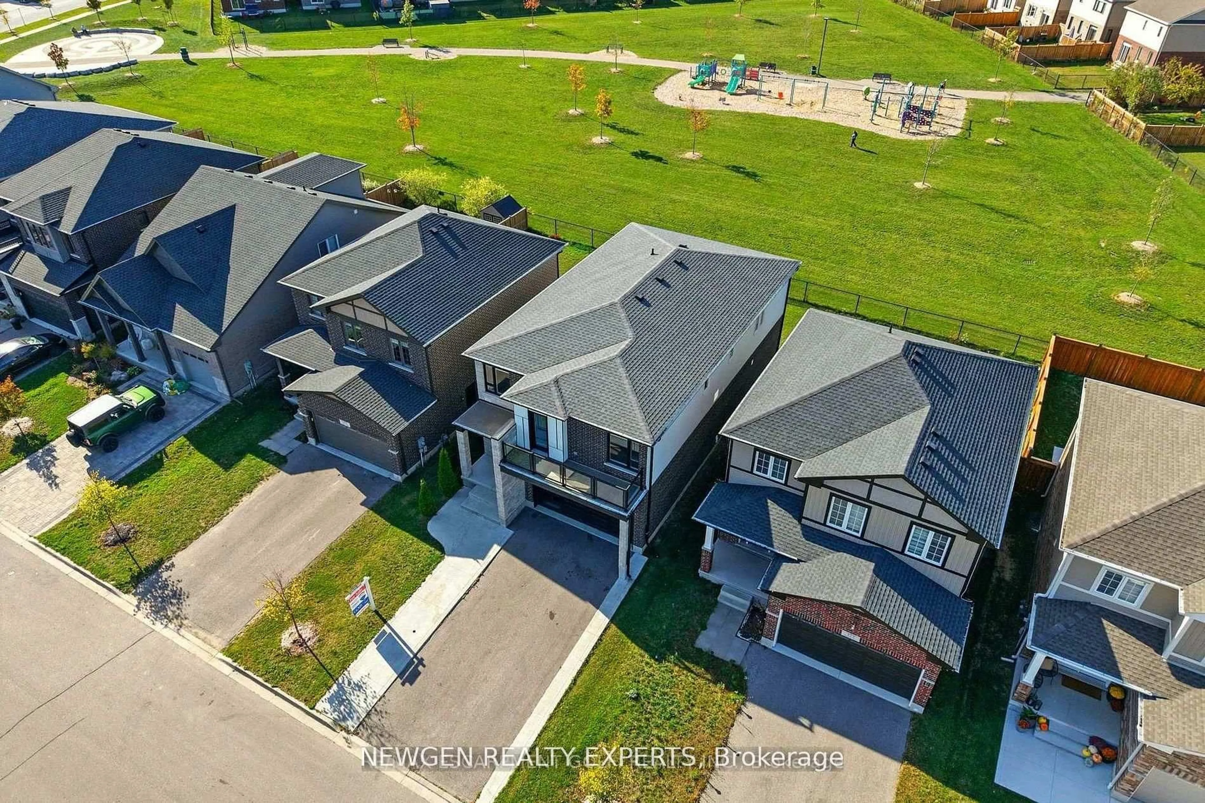 A pic from outside/outdoor area/front of a property/back of a property/a pic from drone, street for 409 Freure Dr, Cambridge Ontario N1S 0A2