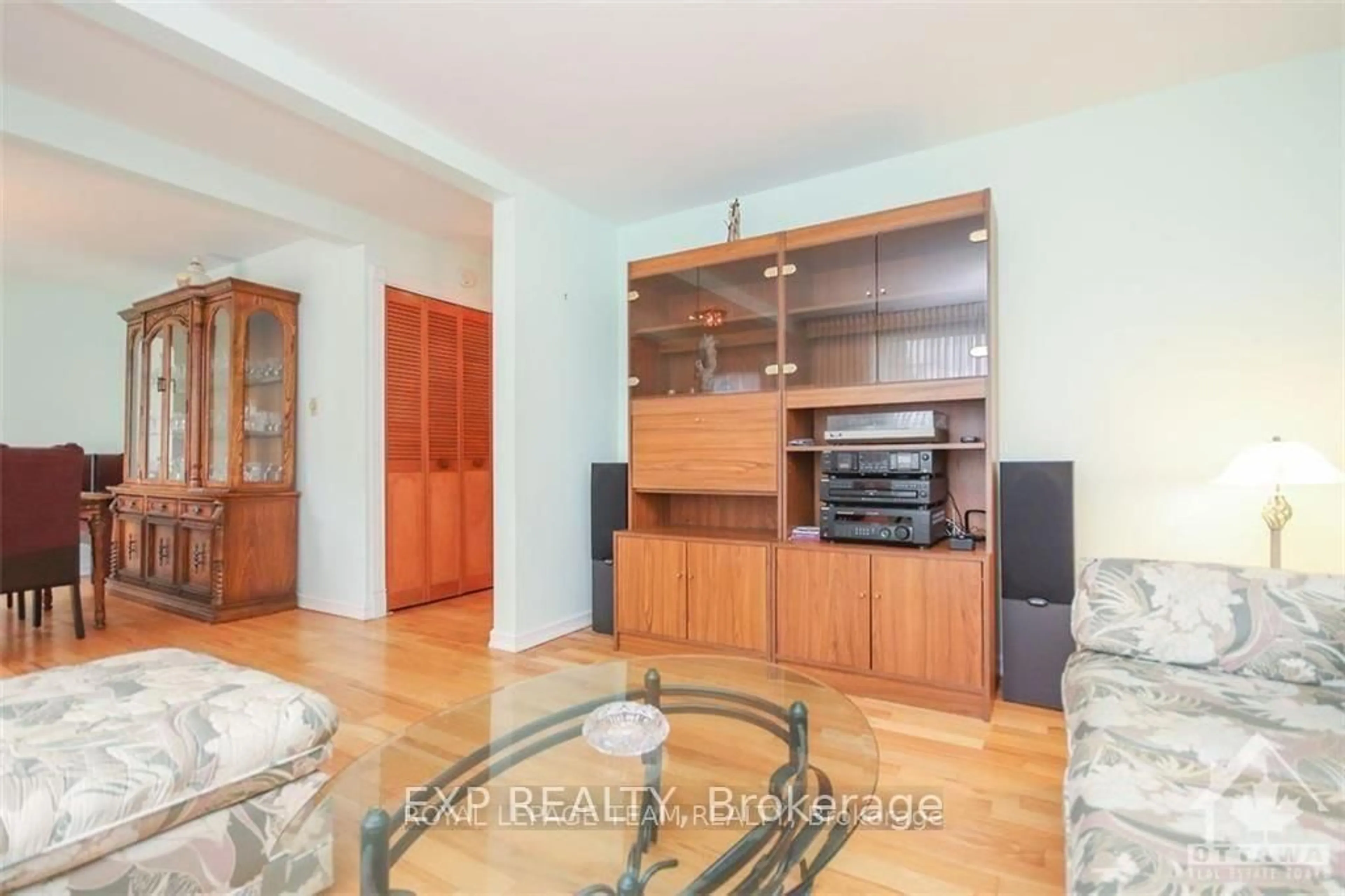 Unknown for 104 Presland Rd, Ottawa Ontario K1K 2C3