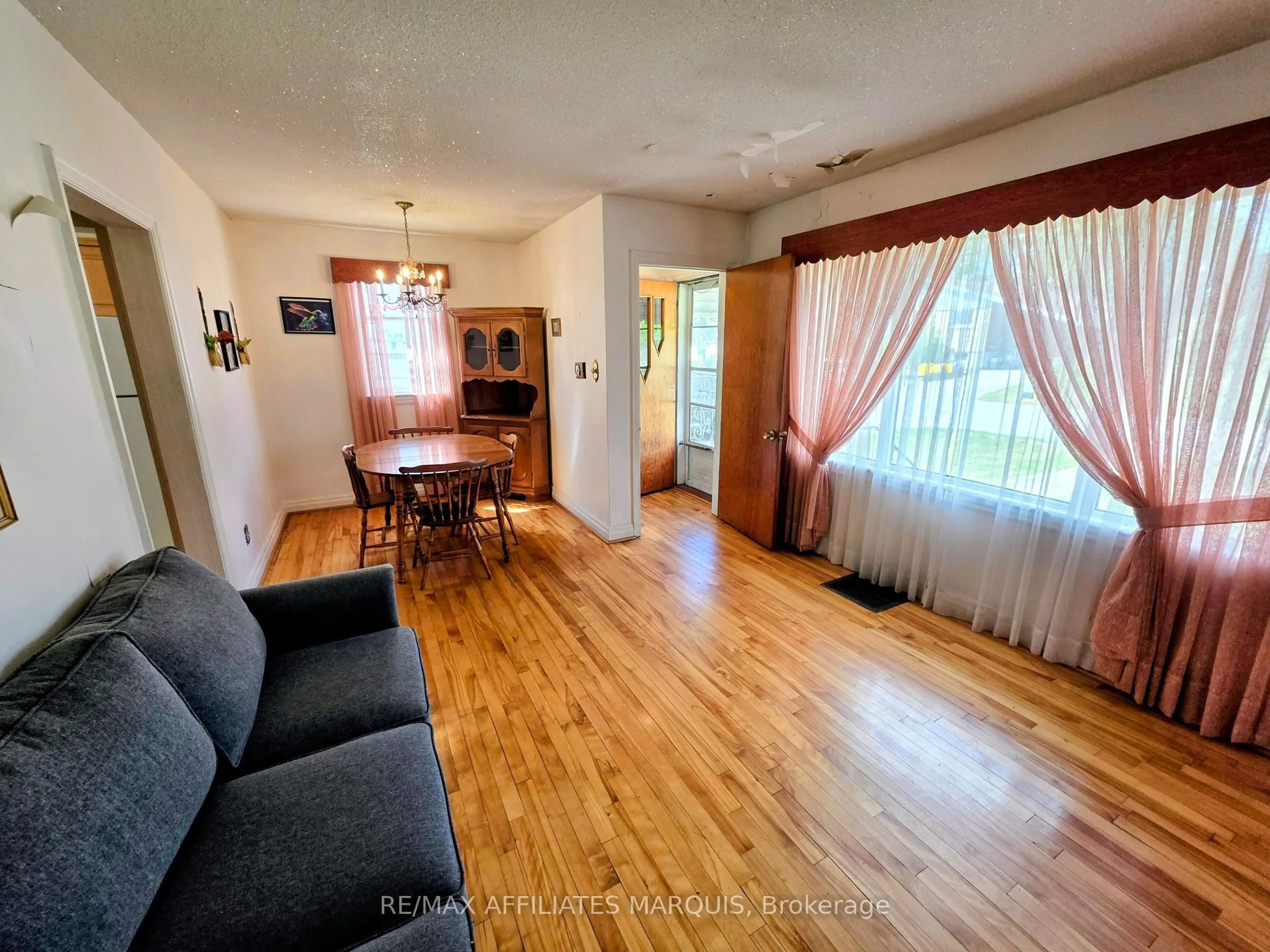 Living room with furniture, unknown for 41 Elgin St, Smiths Falls Ontario K7A 3C5