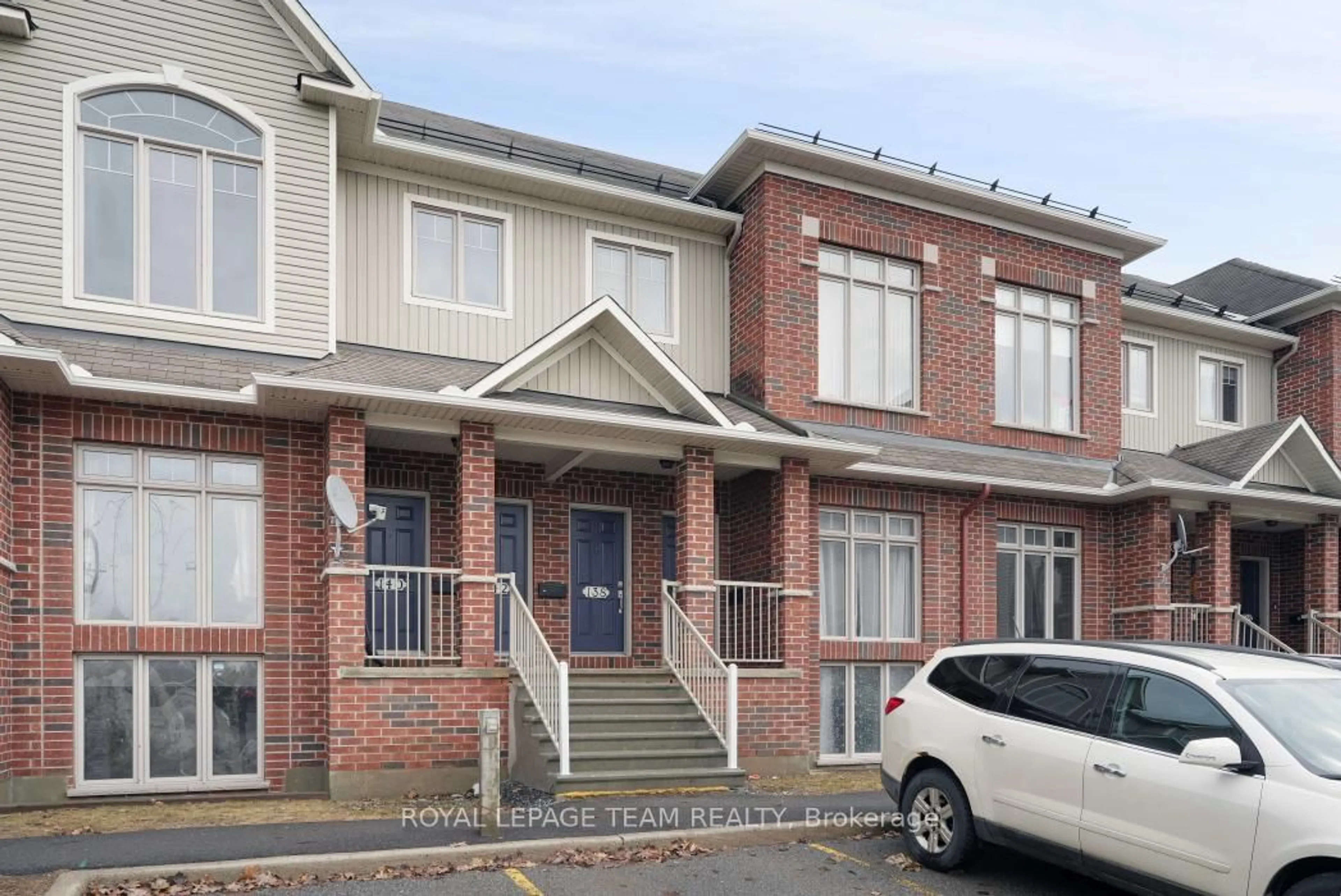 Home with brick exterior material, street for 1512 Walkley Rd #136, Ottawa Ontario K1V 2G5