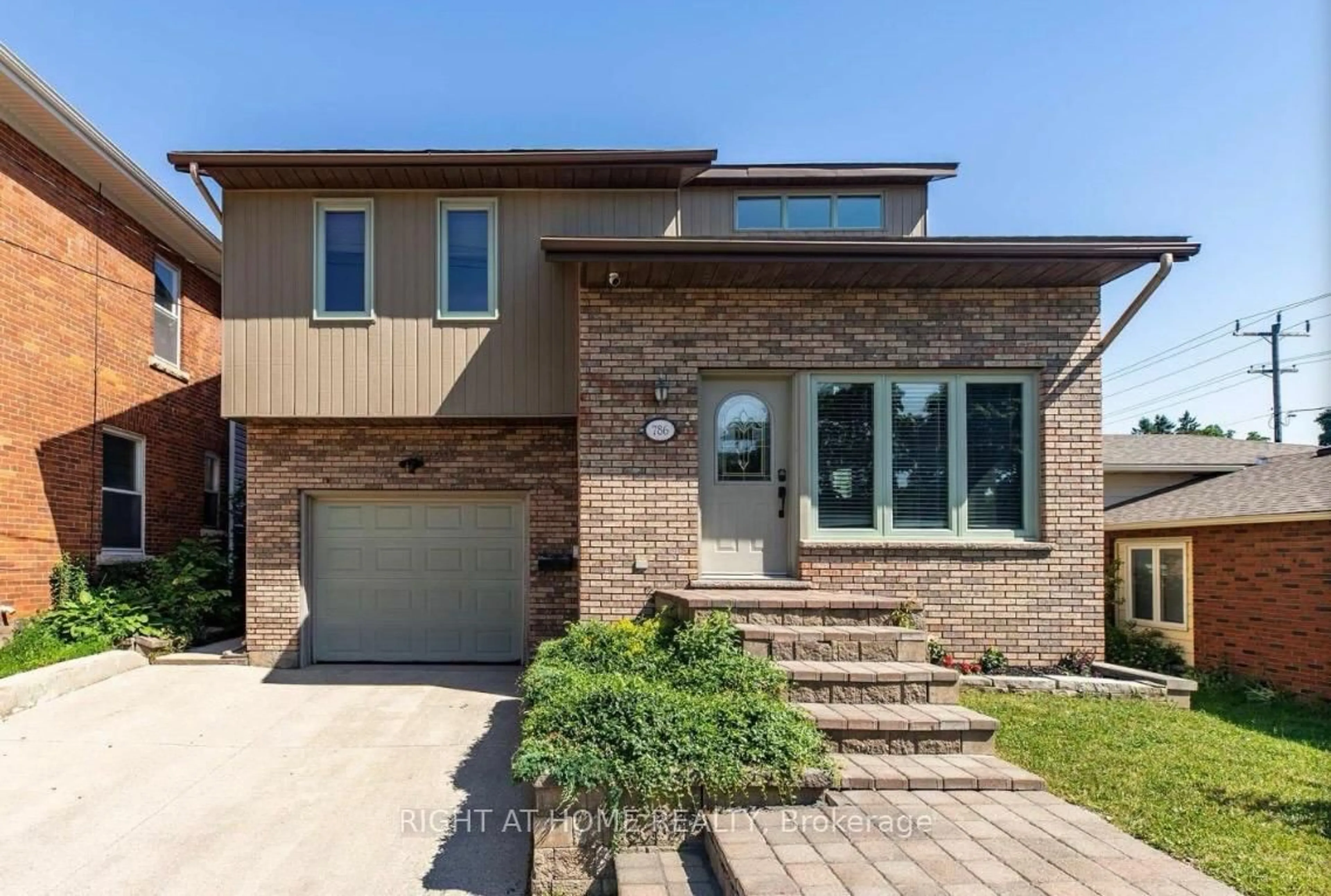 Home with brick exterior material, street for 786 8th St, Owen Sound Ontario N4K 1L9