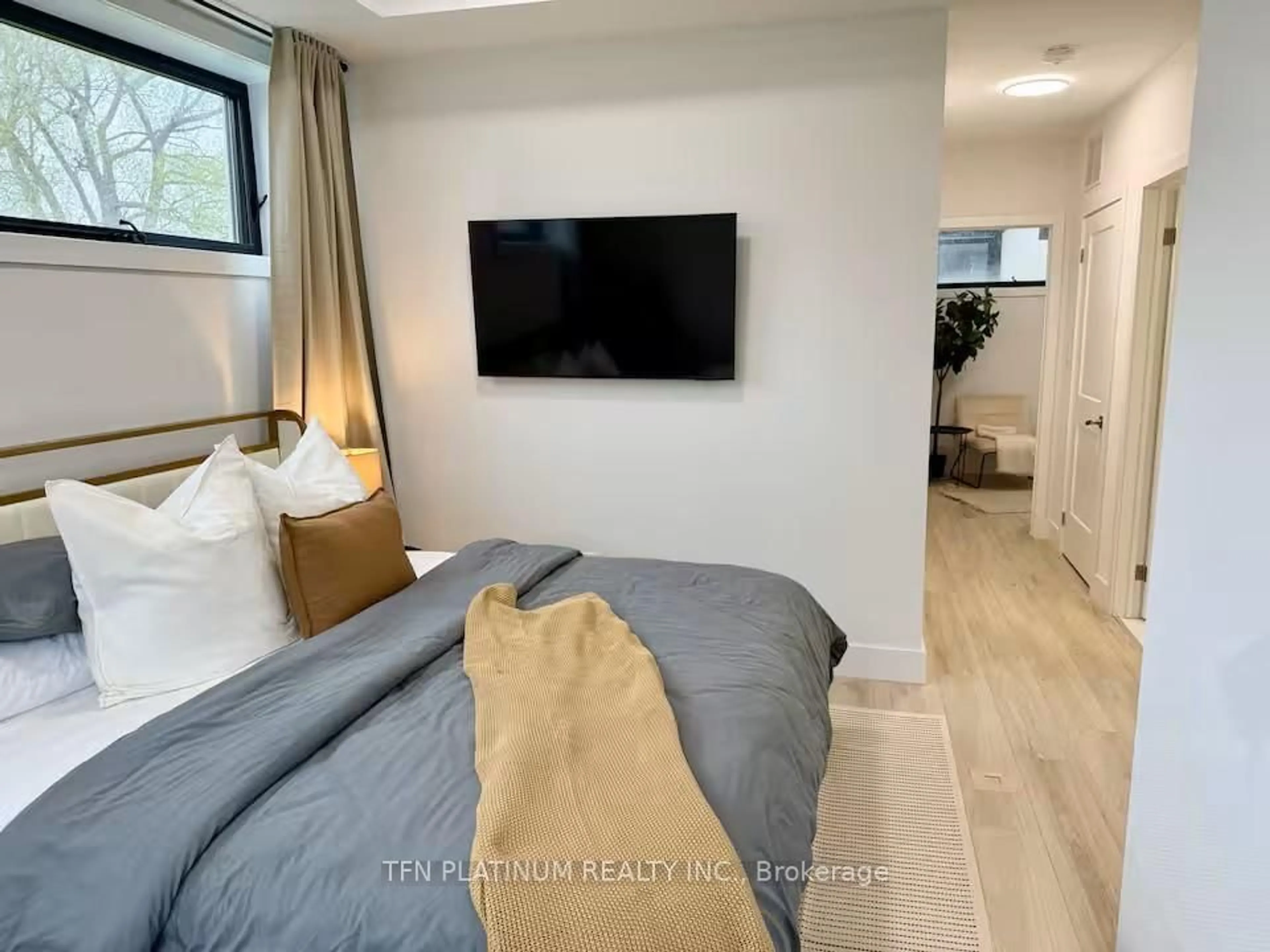 A pic of a room for 7277 Wilson Cres #101, Niagara Falls Ontario L2G 4R8