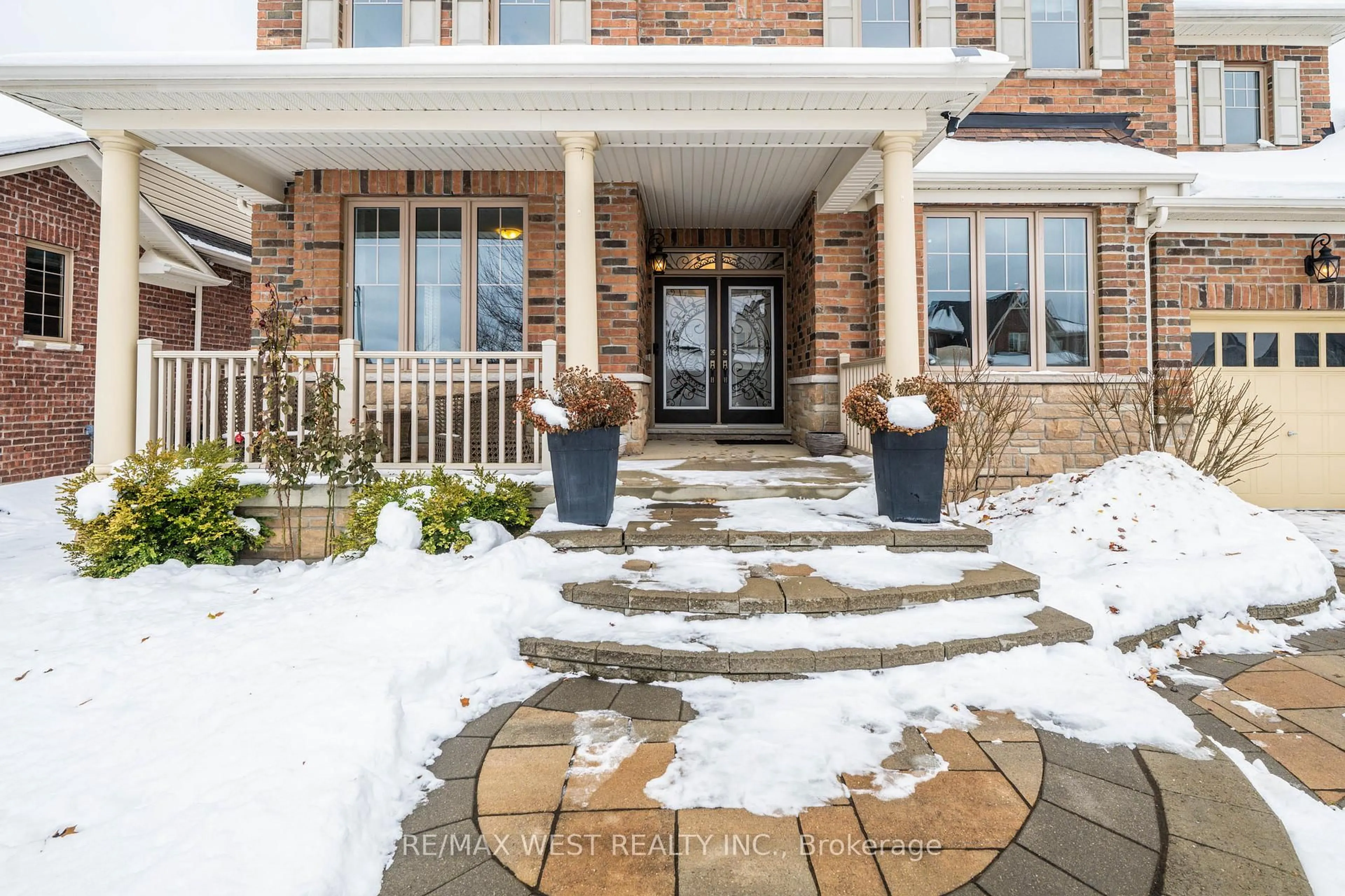 Unknown for 20 Anderson Ave, Mono Ontario L9W 2Z2