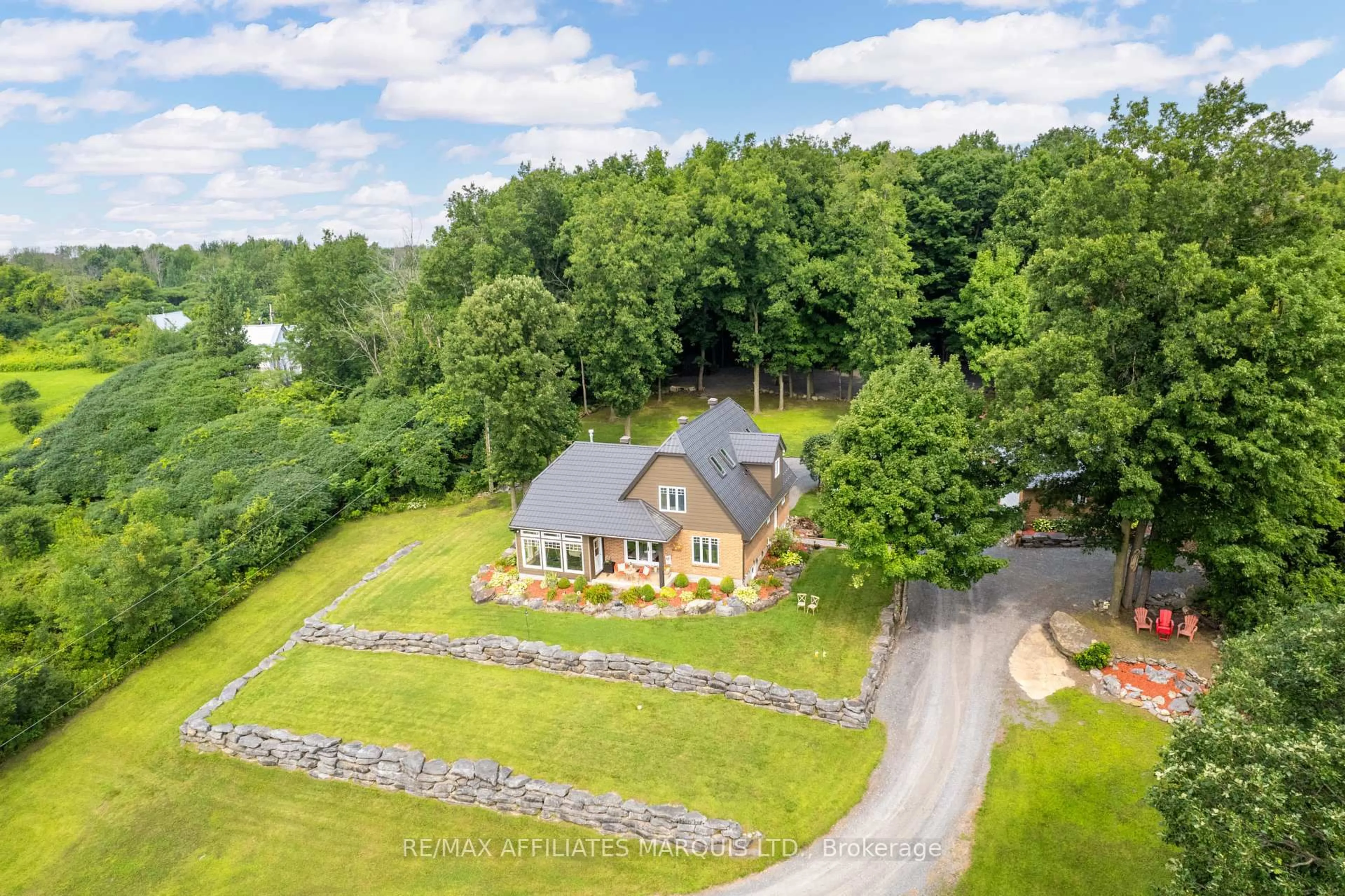 A pic from outside/outdoor area/front of a property/back of a property/a pic from drone, water/lake/river/ocean view for 18833 Paragon Rd, South Glengarry Ontario K6H 5R5