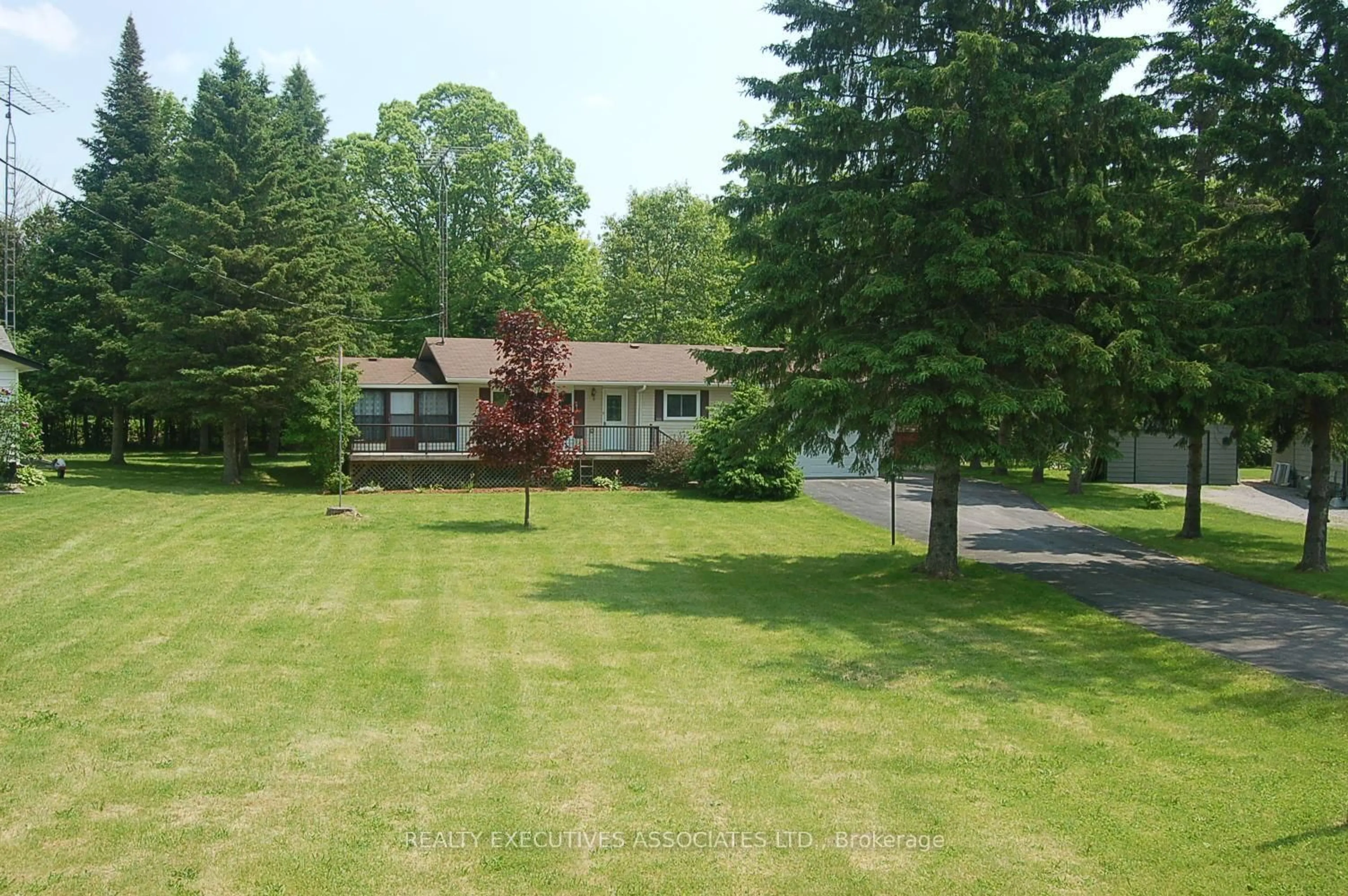 A pic from outside/outdoor area/front of a property/back of a property/a pic from drone, unknown for 211 Alpine Lake Rd, Trent Lakes Ontario K0M 1A0