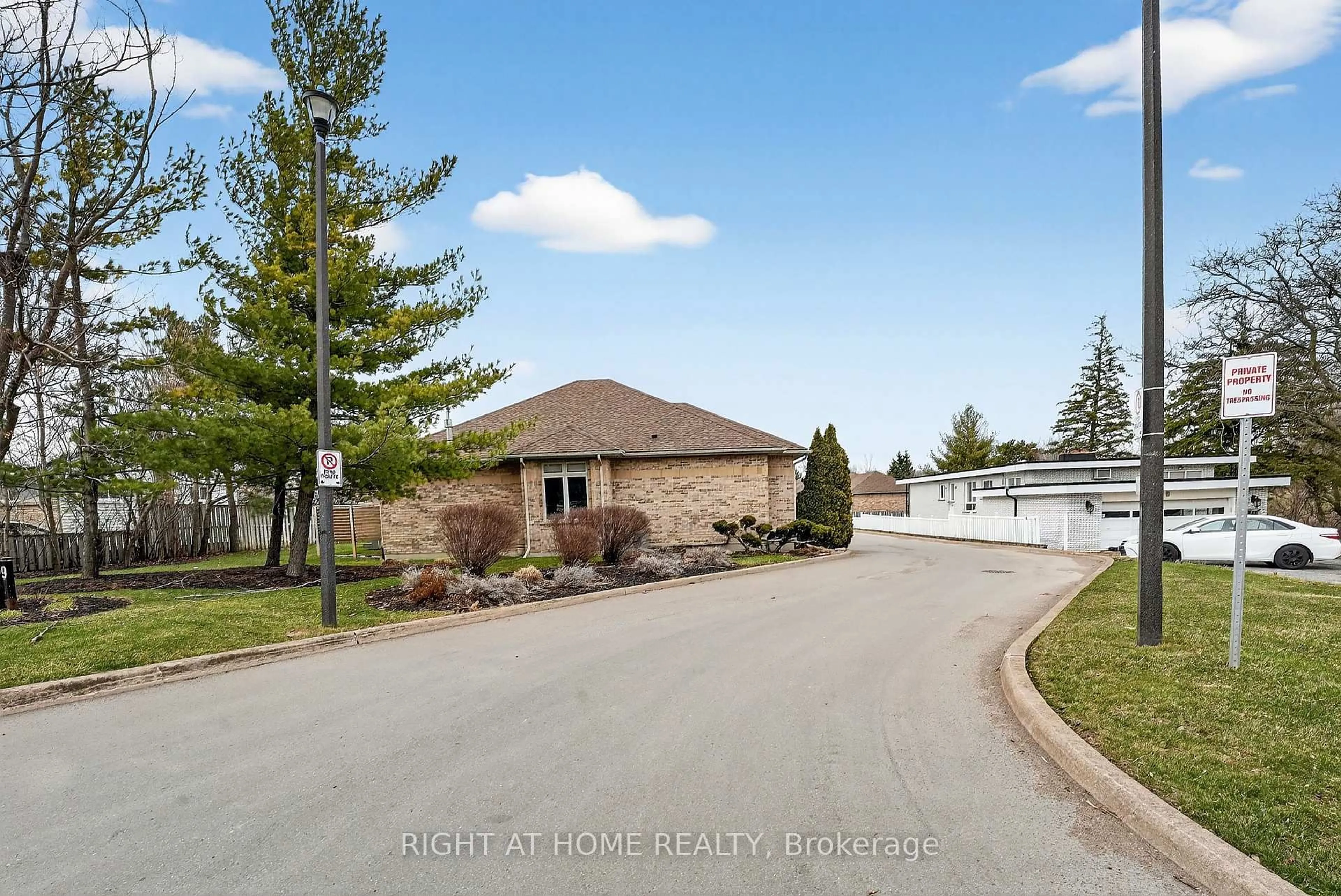 A pic from outside/outdoor area/front of a property/back of a property/a pic from drone, street for 139 Glendale Ave #1, St. Catharines Ontario L2T 2K2