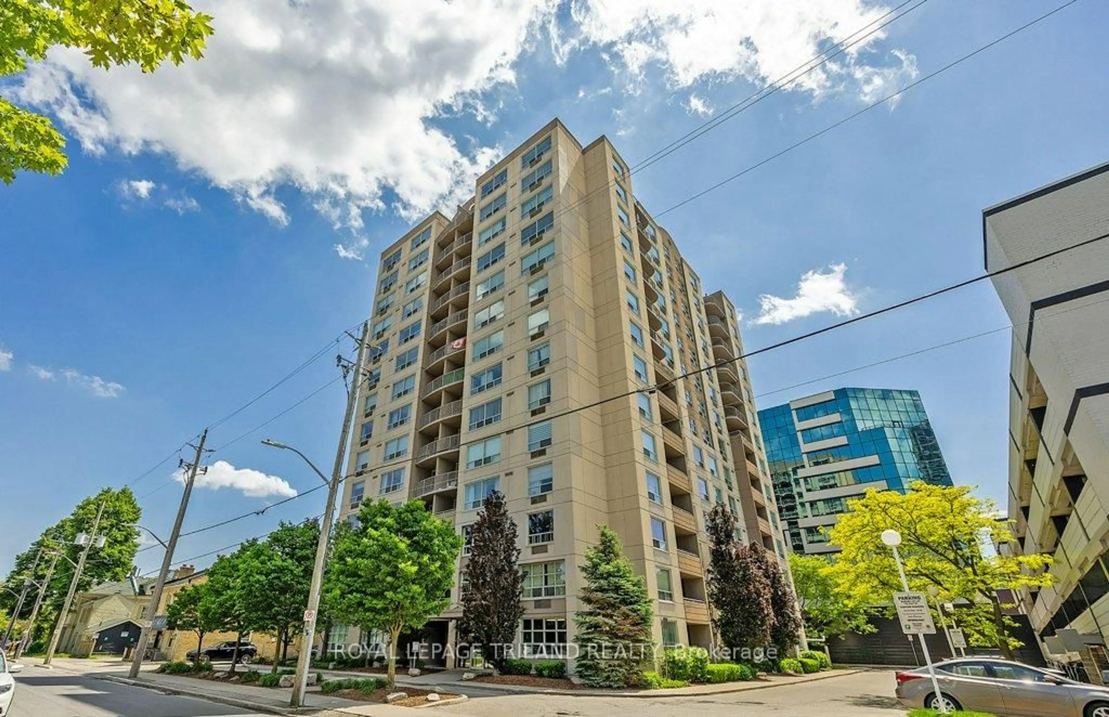 Patio, building for 155 Kent St #1105, London East Ontario N6A 5N7