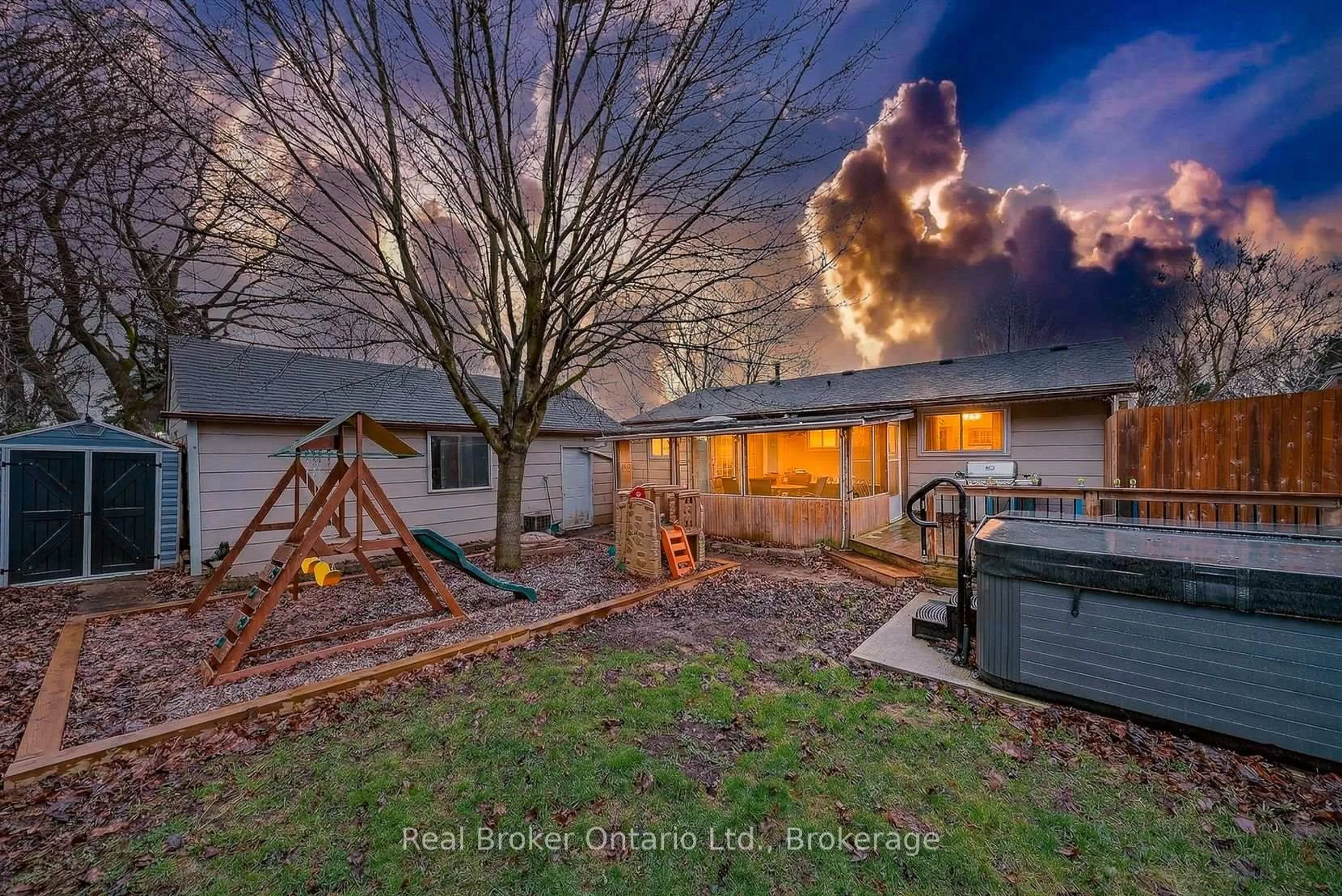 A pic from outside/outdoor area/front of a property/back of a property/a pic from drone, unknown for 411 Lampman Pl, Woodstock Ontario N4S 3S9