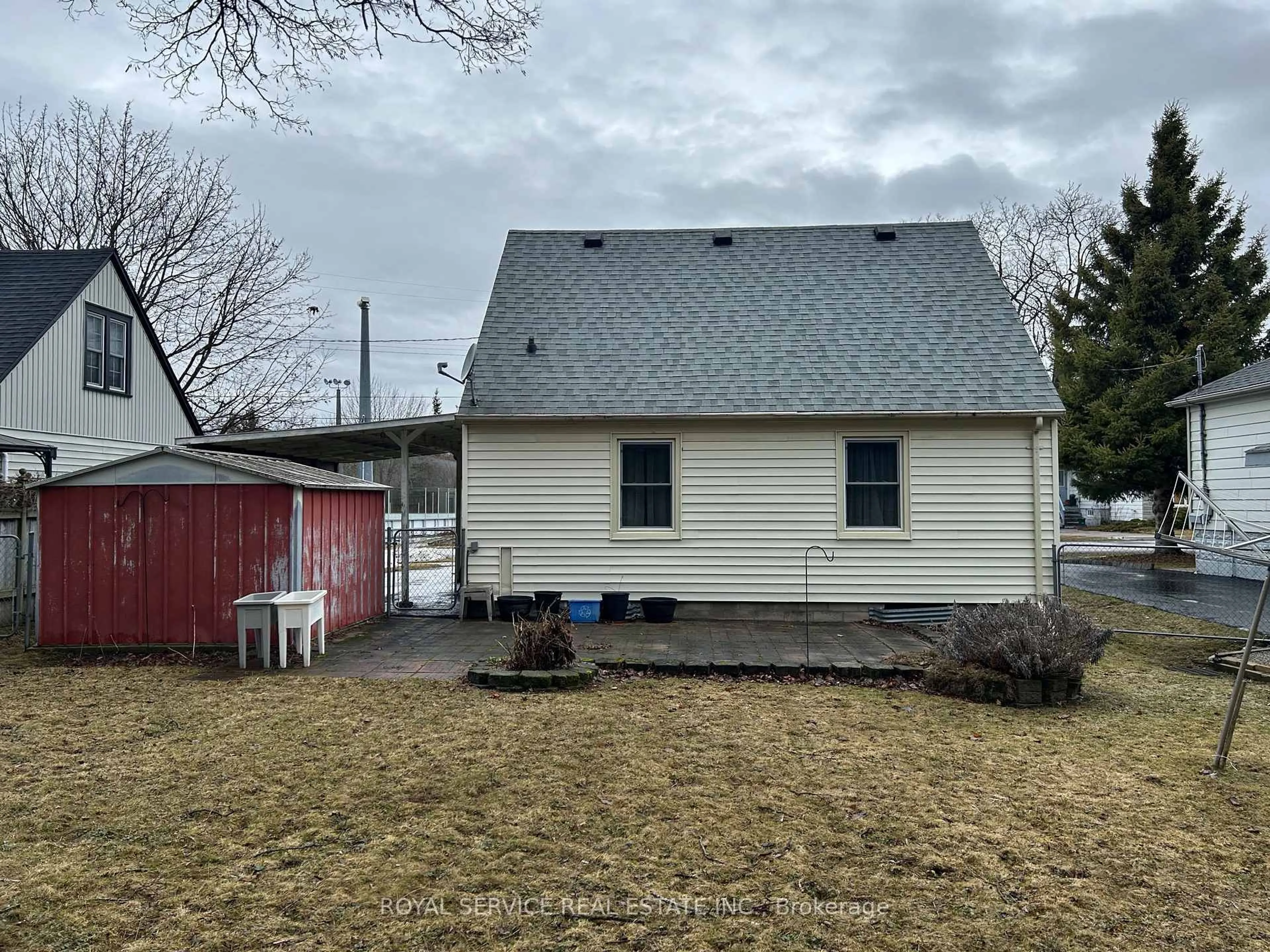 Shed for 27 Caroline St, Port Hope Ontario L1A 1Y6
